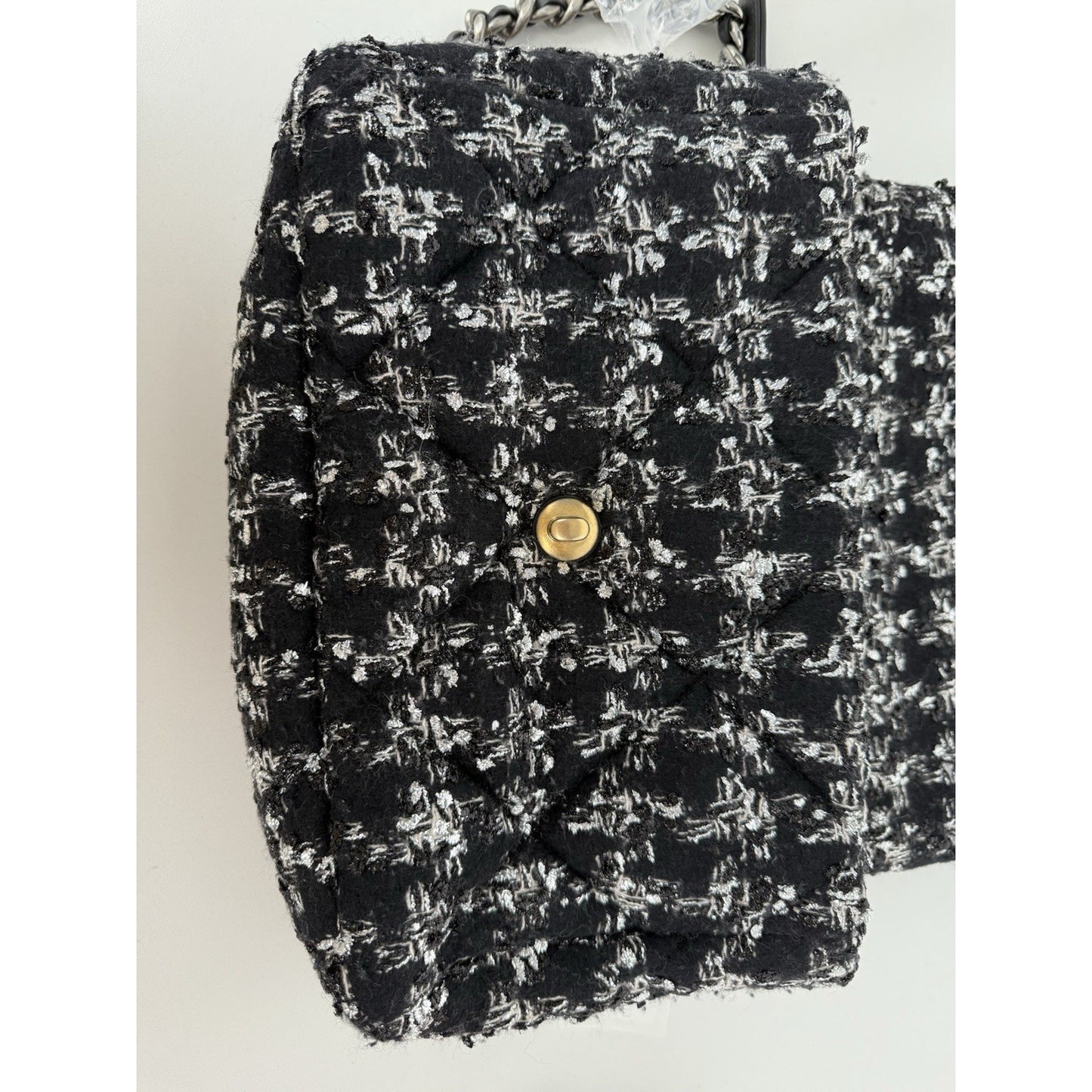 Chanel 19 Large Tweed Flap Women’s Shoulder Bag Black
