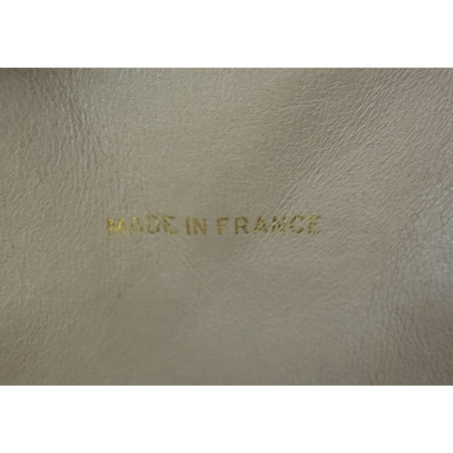 Chanel Chevron Camera Shoulder Bag Vintage in Beige Leather 1989 – 1991 S04