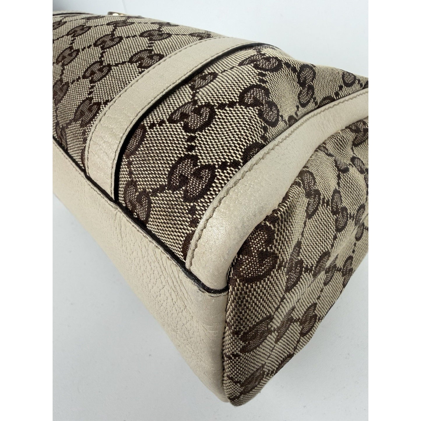 Gucci Abbey Boston Shoulder Bag Small Vintage in Brown GG Monogram Canvas S05