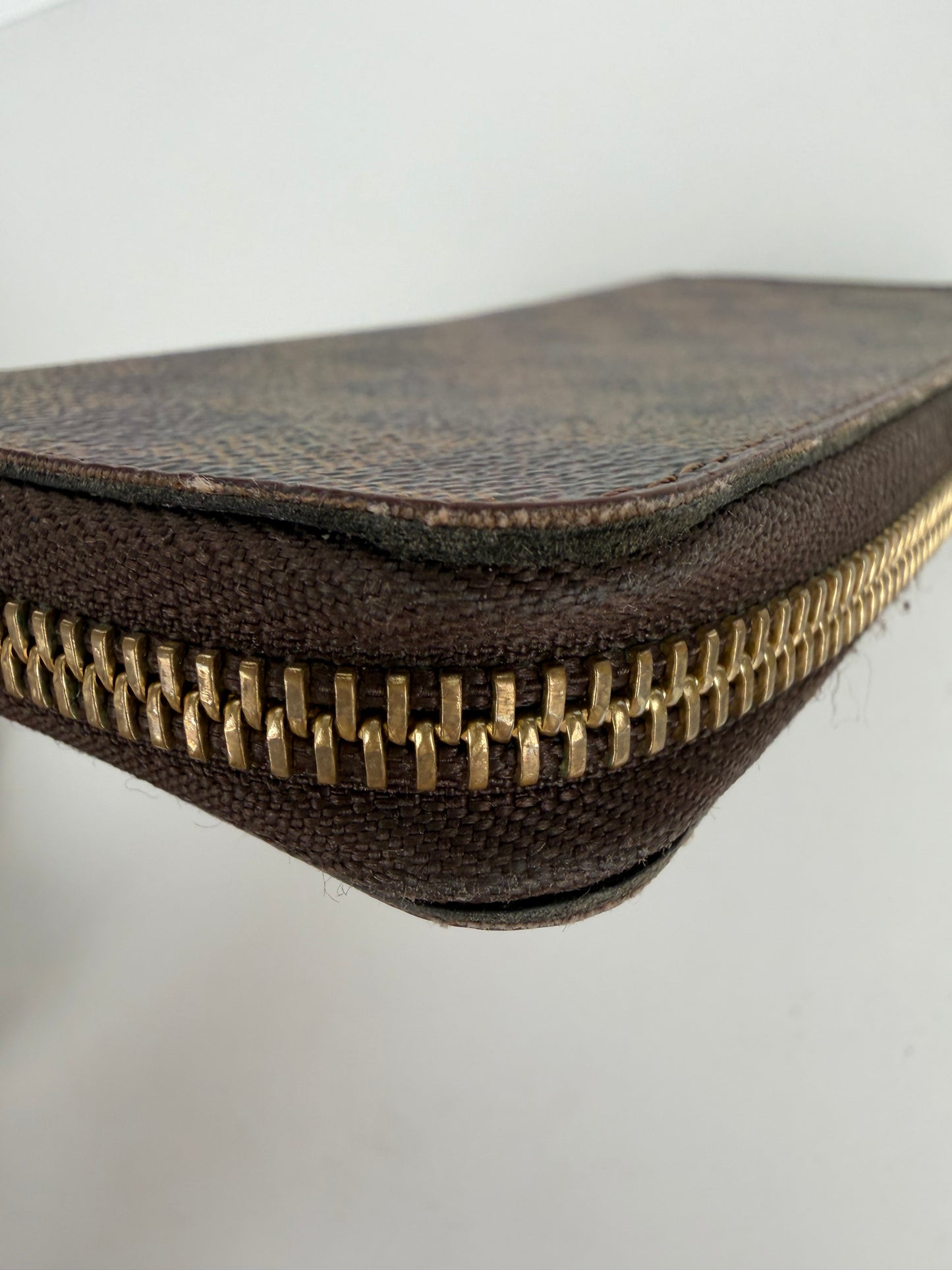Louis Vuitton Clemence Zippy Wallet in Damier Ebene Coated Canvas 2019 Y