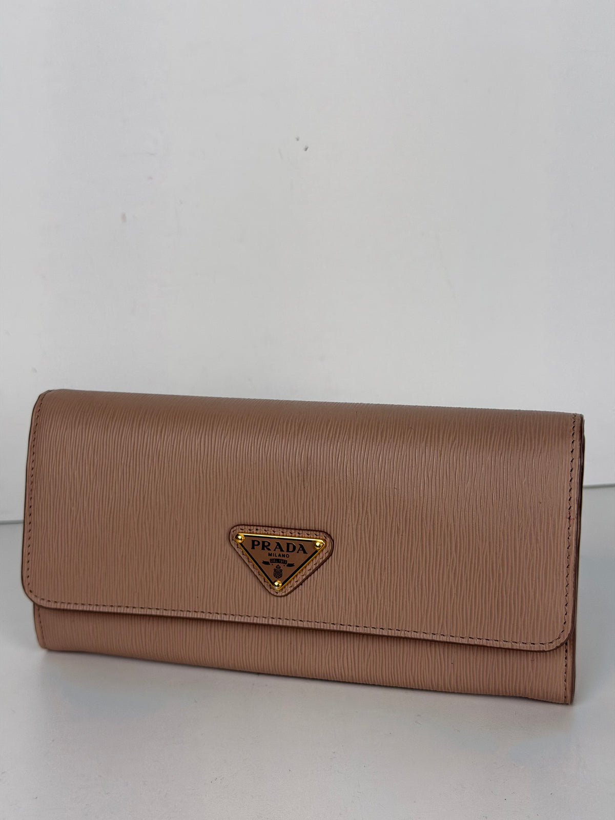Prada Vitello Move Leather Continental Long Wallet in Dust Pink K-3
