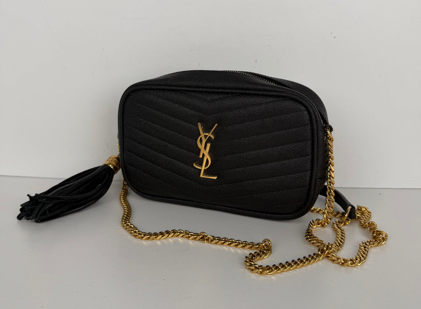 Saint Laurent Lou Camera Bag Mini in Black Grain De Poudre Leather YS-11