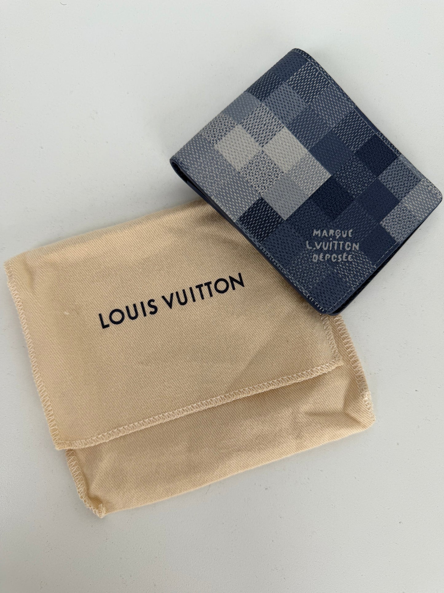 Louis Vuitton Slender Wallet NFC