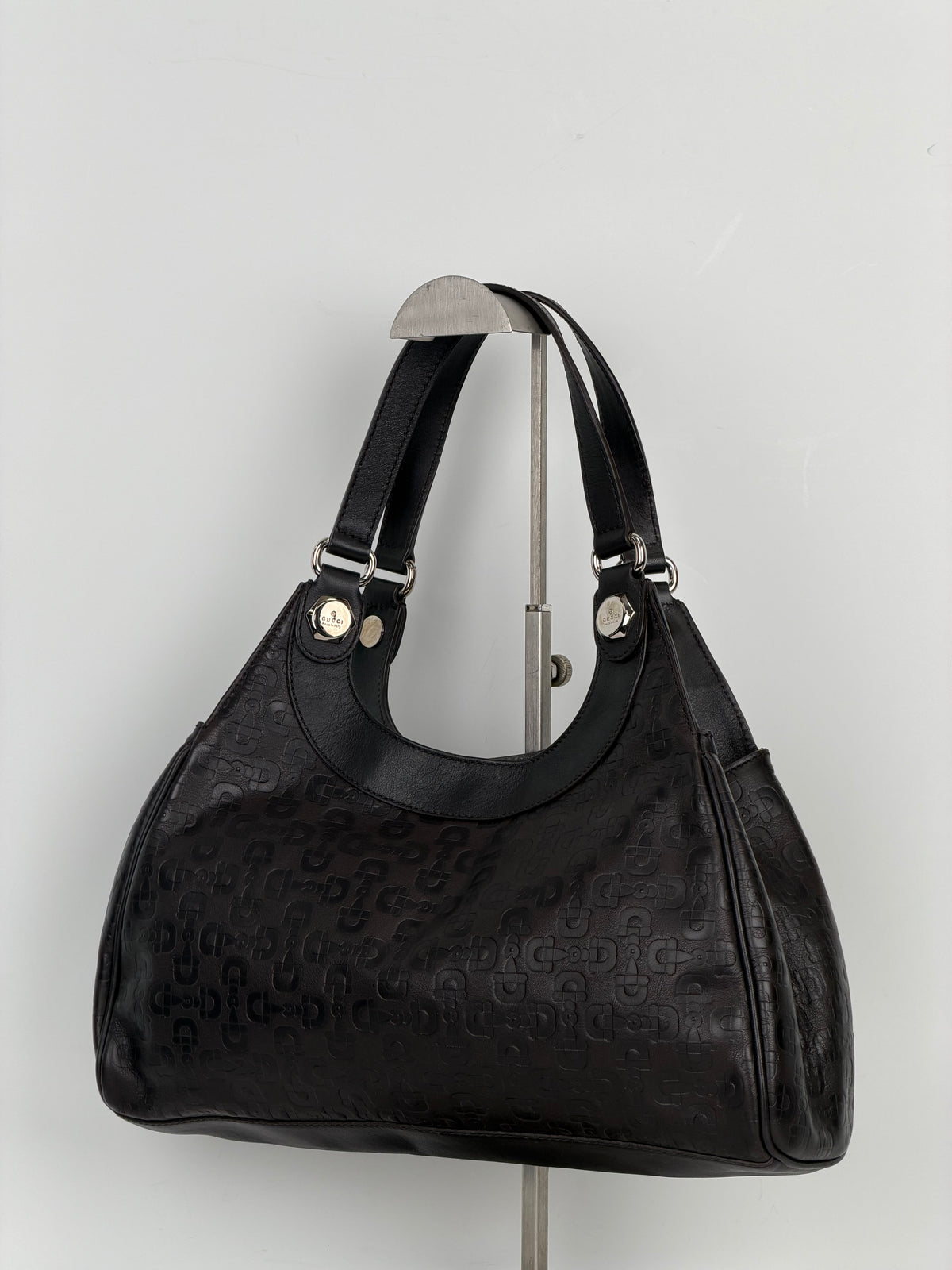 Gucci Abbey Medium Tote Bag in Brown Horsebit Embossed Calfskin YS26
