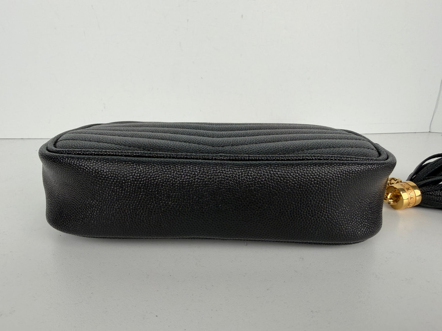 Saint Laurent Lou Camera Bag Mini in Black Grain De Poudre Leather YS-11