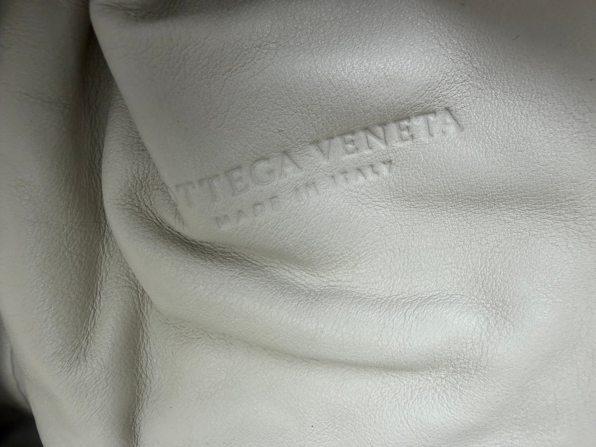 Bottega Veneta The Pouch Oversized Clutch in Off White Smooth Butter Calfskin Leather S05