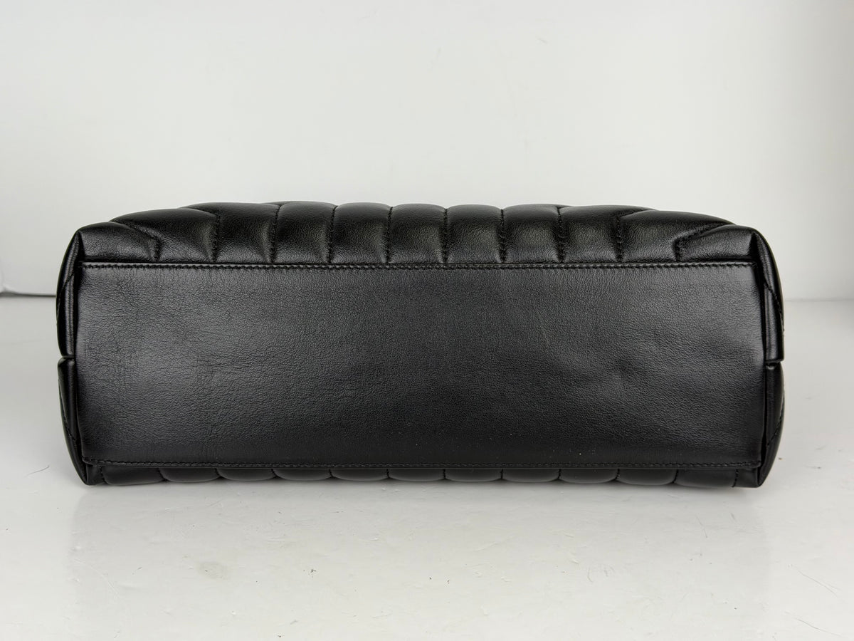 Saint Laurent Loulou Shoulder Bag Medium in Black Leather YD7