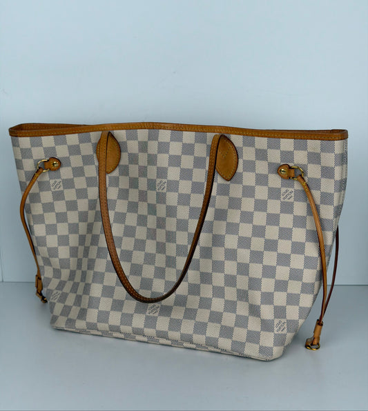 Louis Vuitton Neverfull Tote Bag MM in Damier Azur Coated Canvas 2017 YS