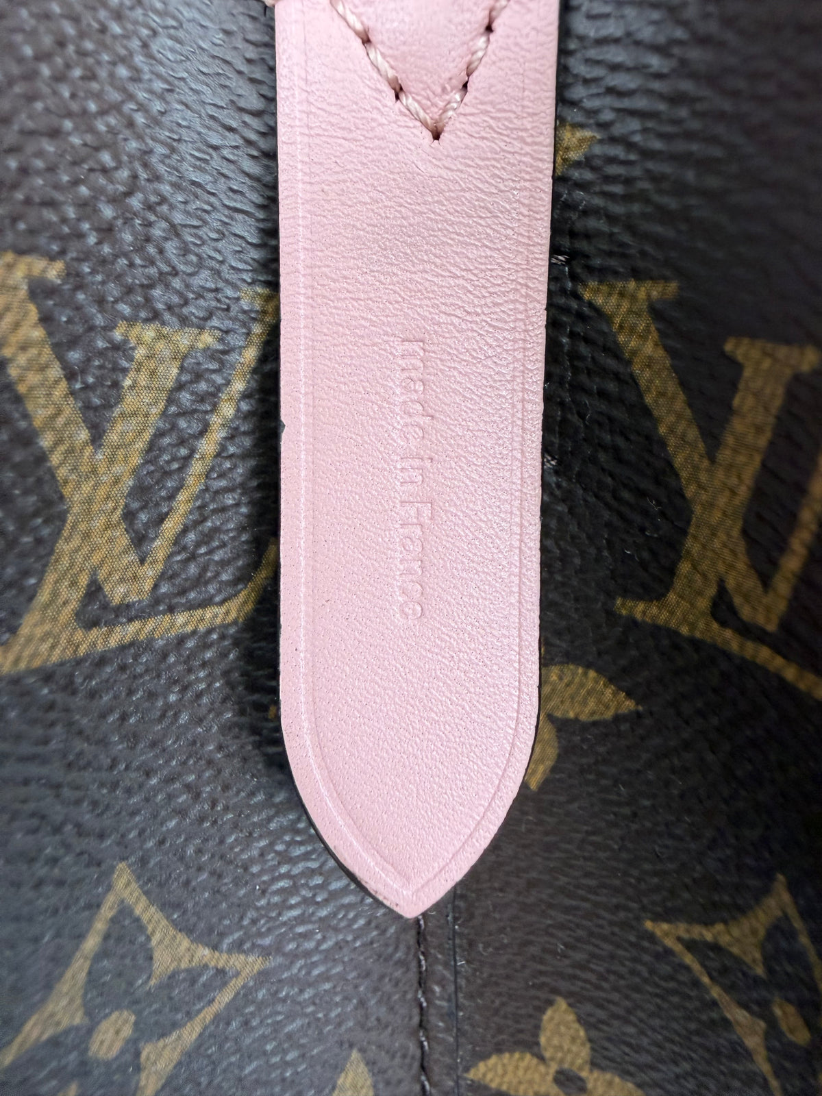Louis Vuitton NeoNoe MM Bag in Rose Poudre & Brown LV Monogram Canvas NFC YC7