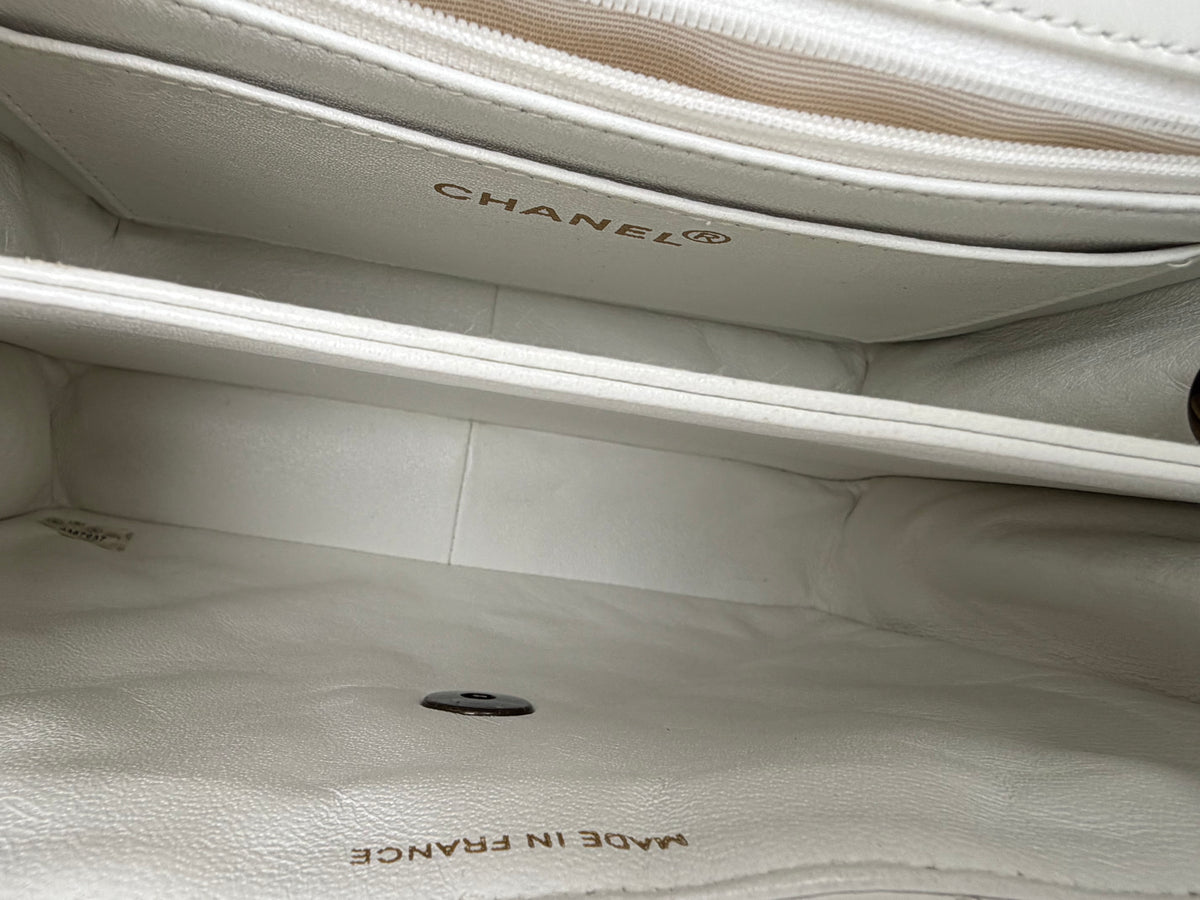 Chanel My Everything Small White Flap Crossbody Bag 1997-1999 YC3