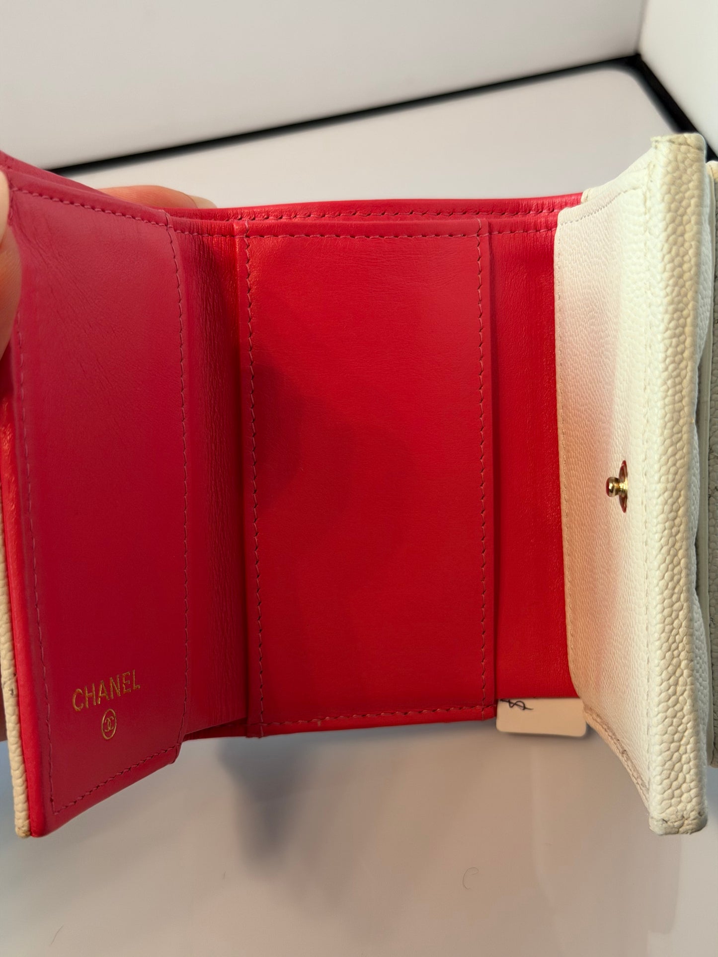 Chanel Small Wallet Trifold White Caviar Leather K3