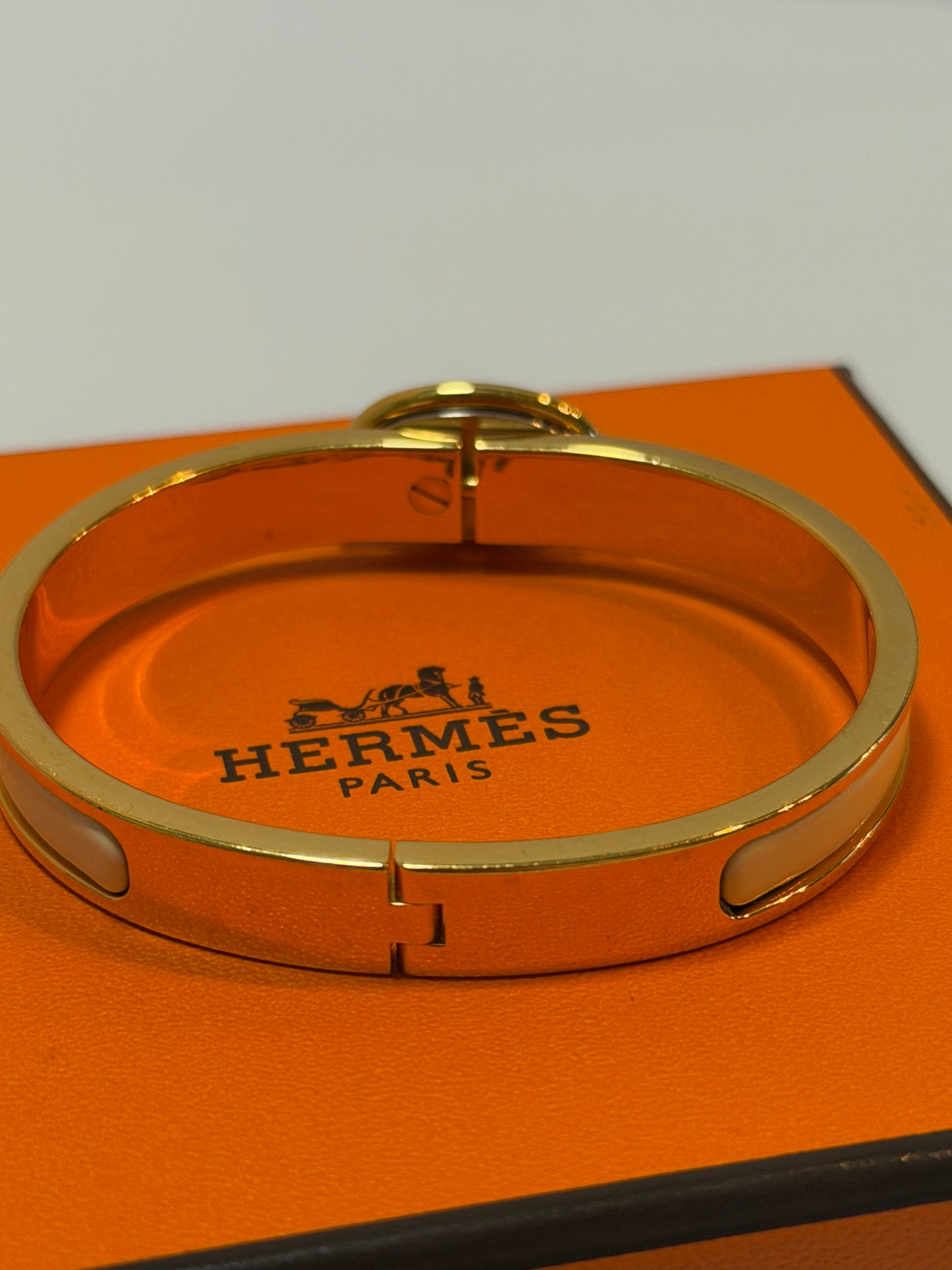 Hermes Mini Clic Chaine d'Ancre Enamel Bracelet - White & Gold