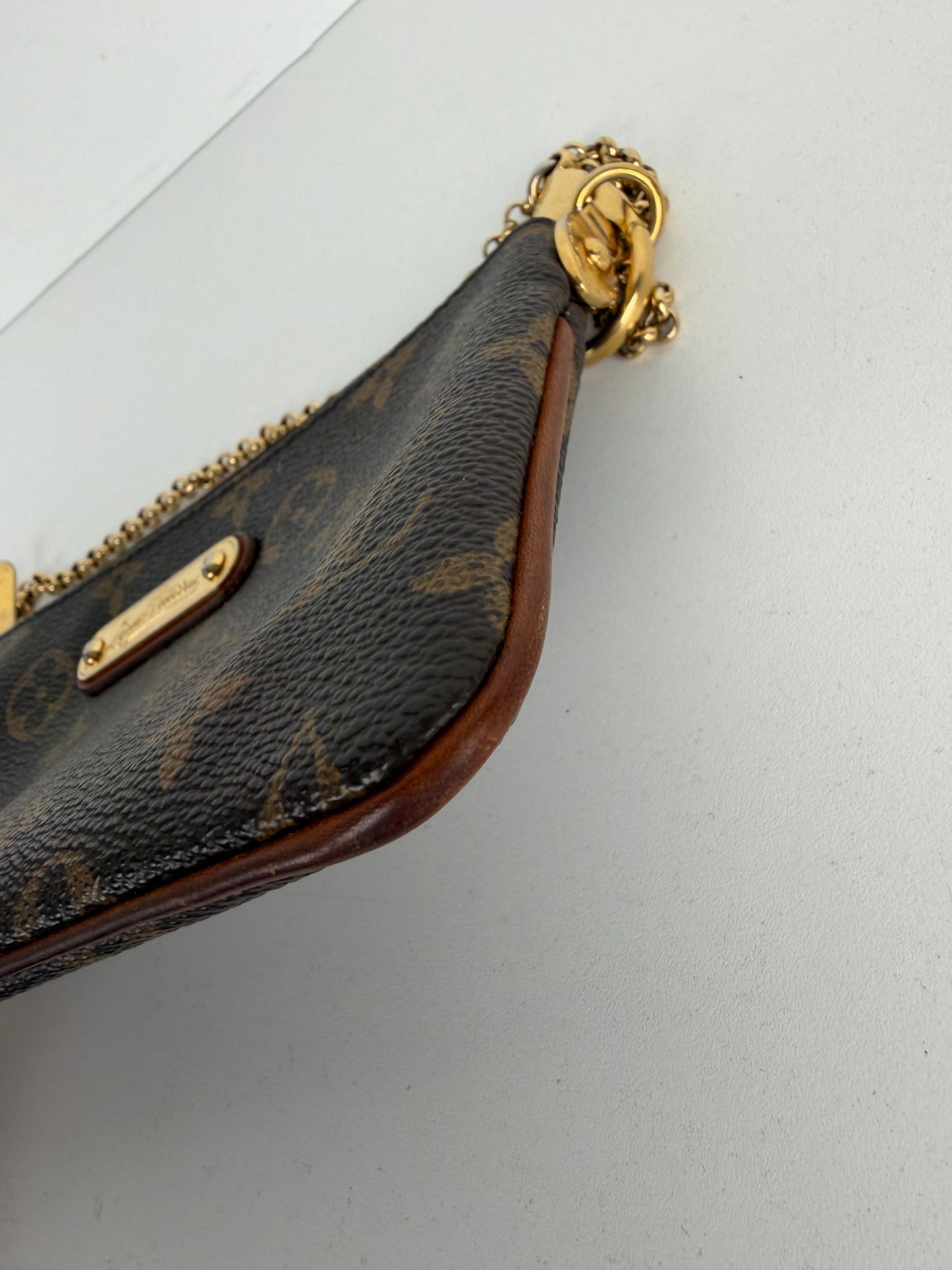 Louis Vuitton Monogram Pochette Milla Bag MM in Brown LV Monogram Canvas 2011 S-10