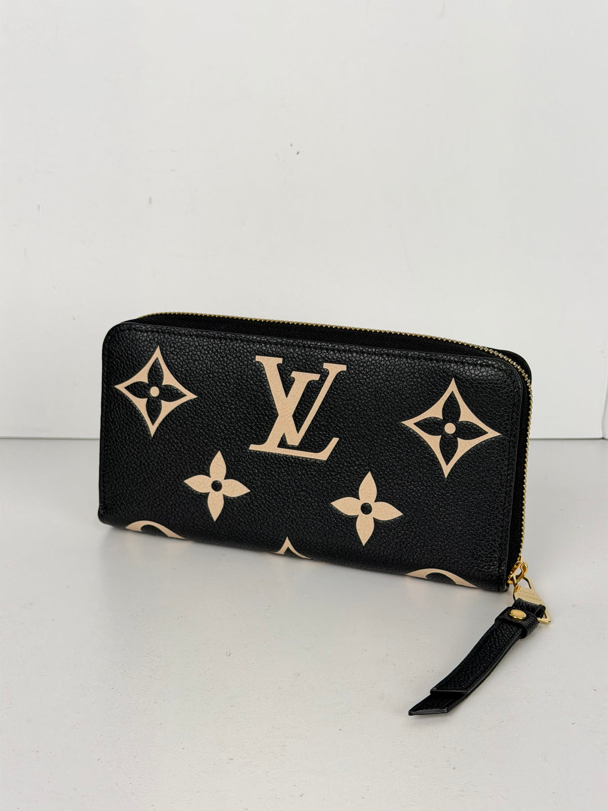 Louis Vuitton Zippy Bicolor Monogram Wallet in Embossed Empreinte Leather NFC K3