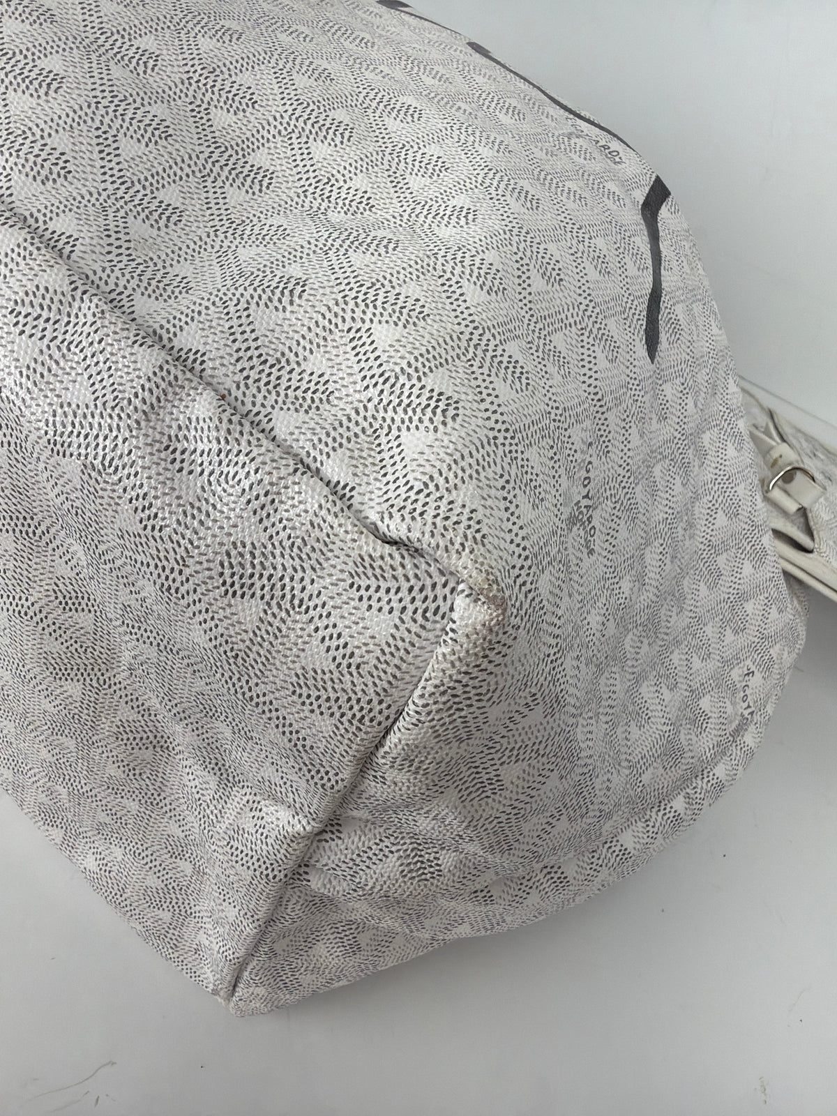 Goyard Goyardine St.Louis PM Tote in White Coated Canvas YD7