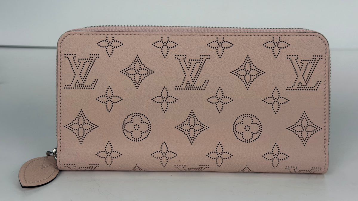 Louis Vuitton Mahina Zippy Wallet Y