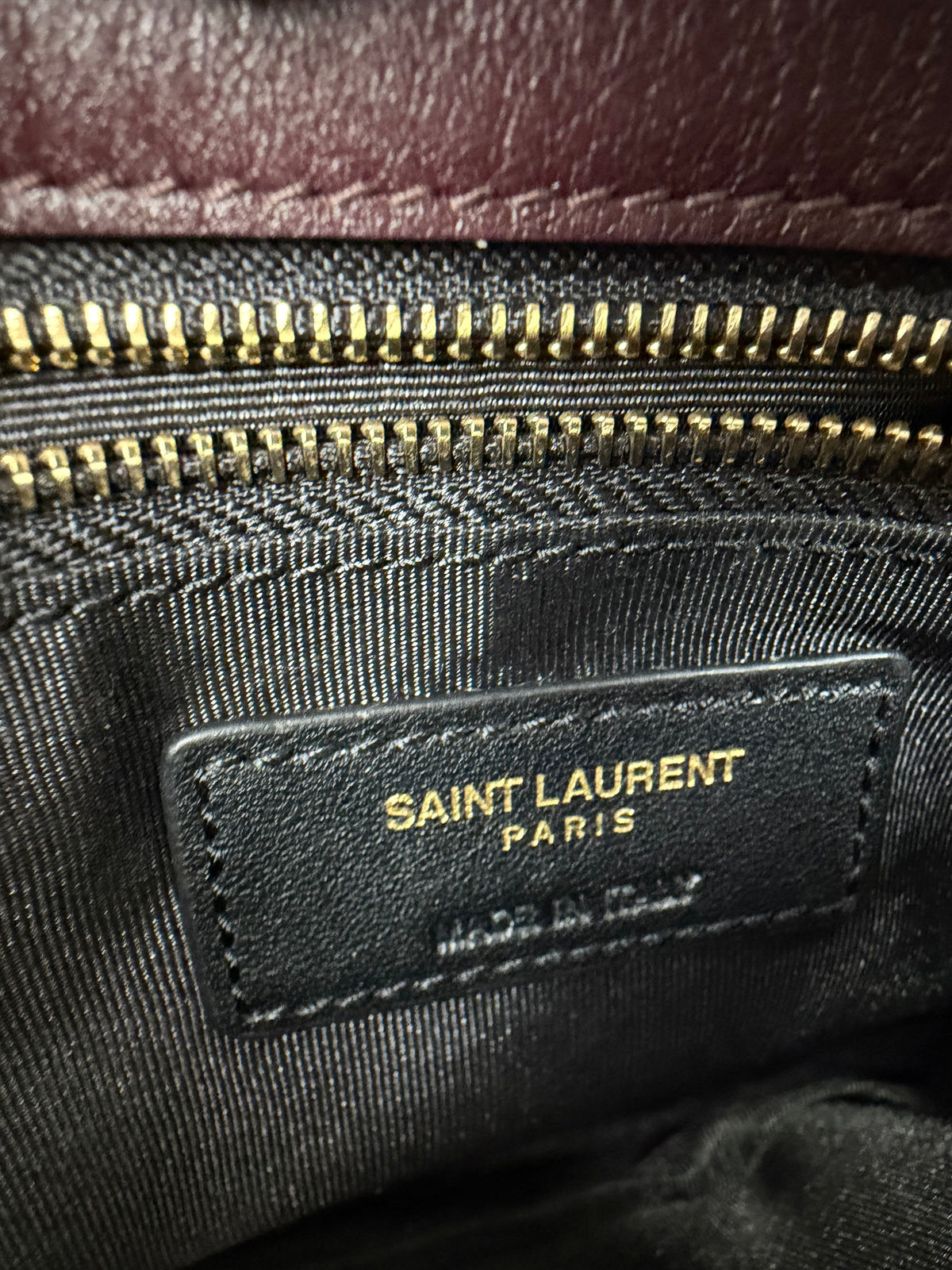Saint Laurent Loulou Crossbody Bag in Burgundy Leather YS04