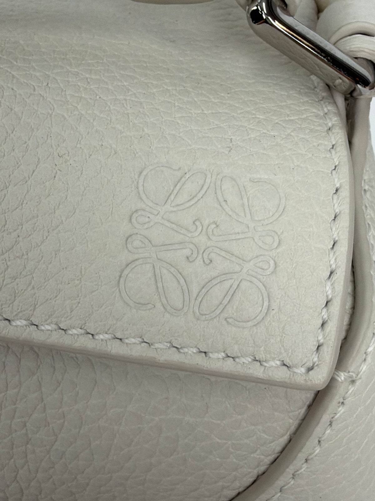 Loewe Puzzle Crossbody Mini Bag in White Leather YD-6