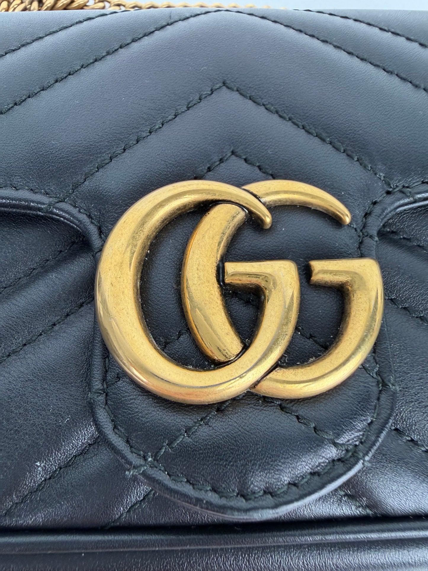 Gucci GG Marmont Matelasse Mini Bag in Black Quilted Leather S-19