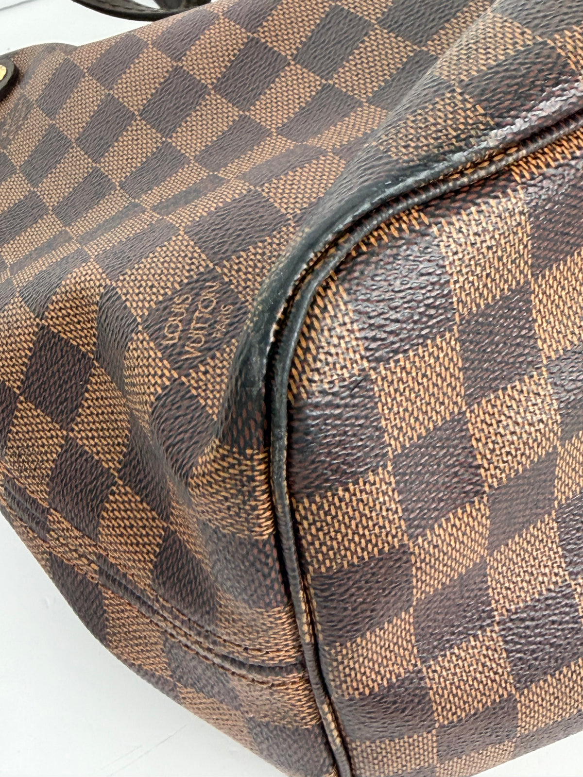 Louis Vuitton Neverfull MM Tote Bag in Damier Ebene Coated Canvas 2015 YS