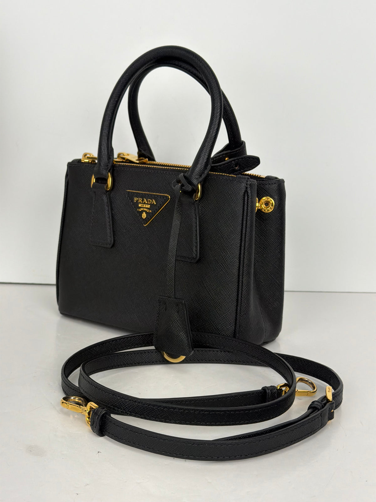 Prada Galleria Mini Top-Handle Bag in Black Saffiano Leather YK1