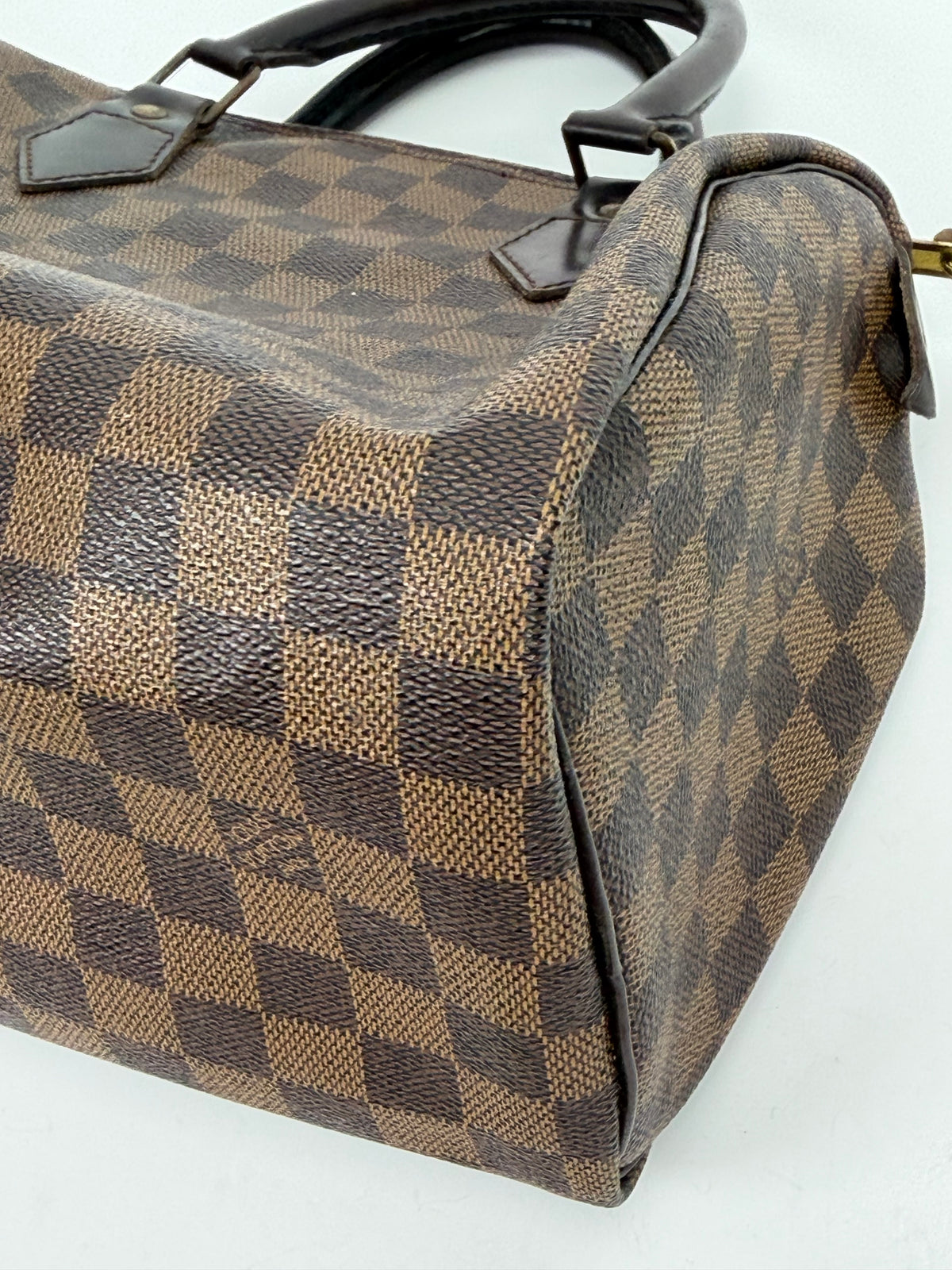 Louis Vuitton Soft Speedy 25 Handbag in Damier Ebene Coated Canvas 2008 YS-07