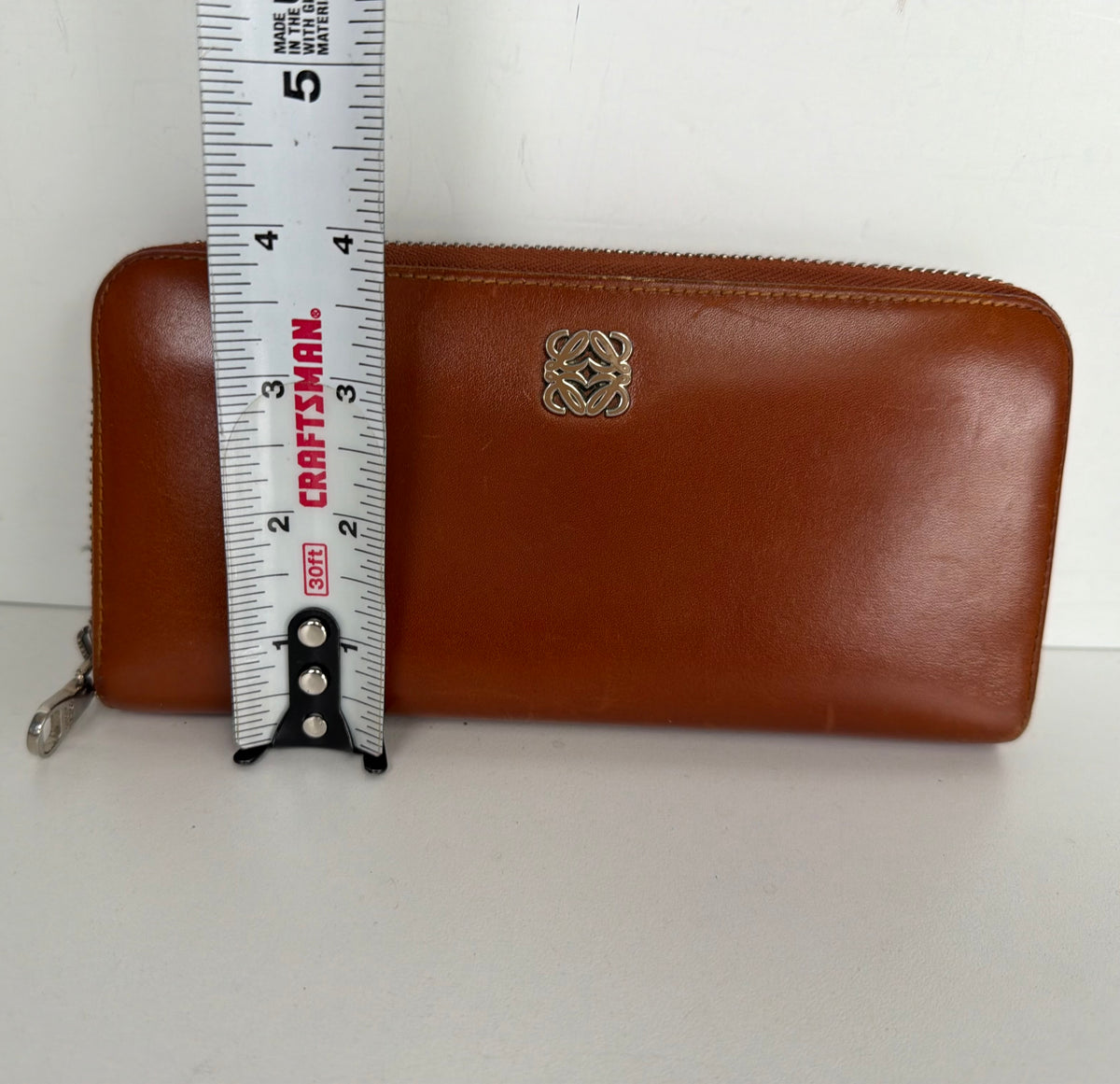 Loewe Zip-A round Long Wallet Loewe in Brown Leather K3