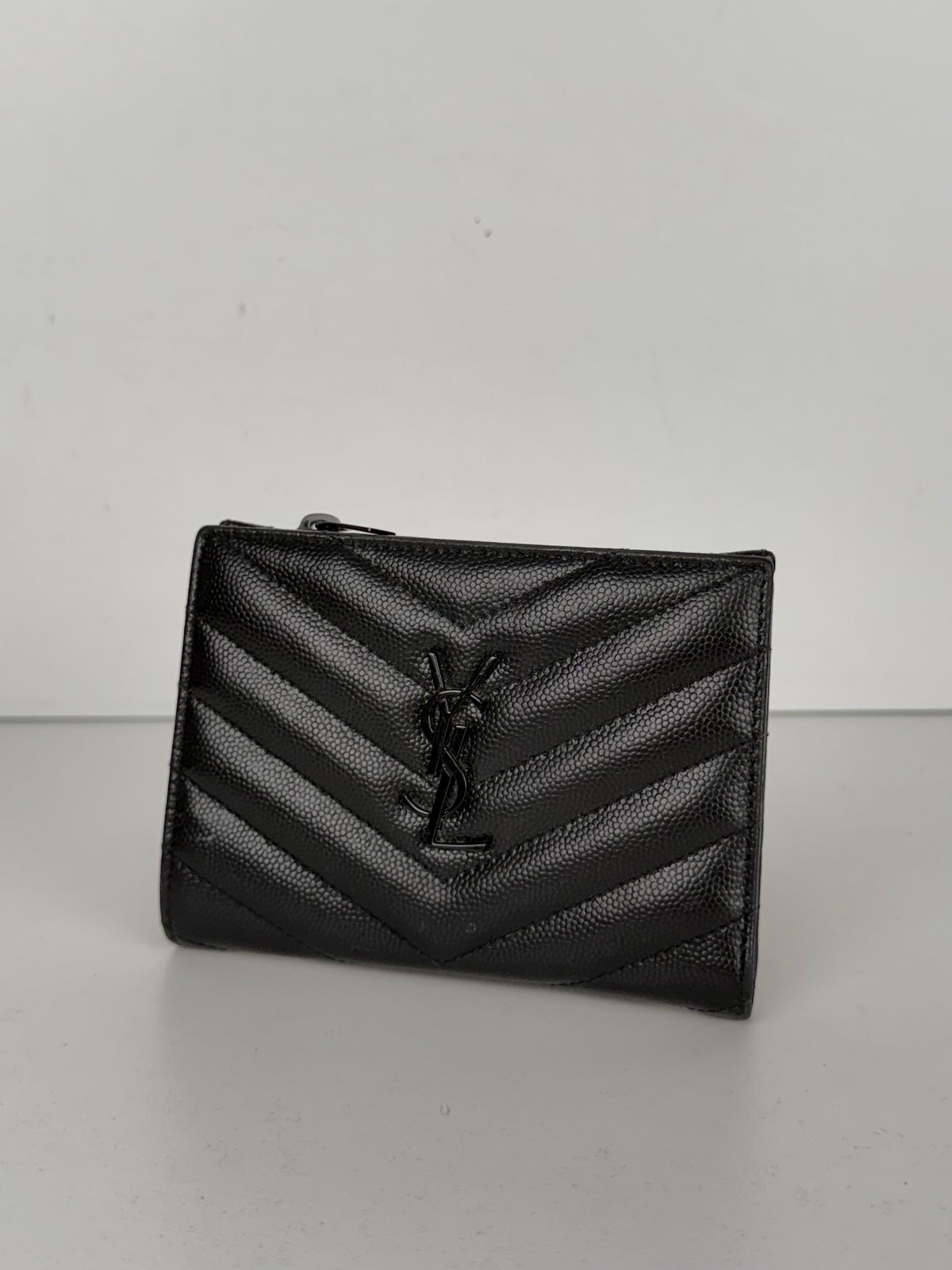 Saint Laurent Cassandre Matelasse Zipped Fragments Card Case Wallet K-1