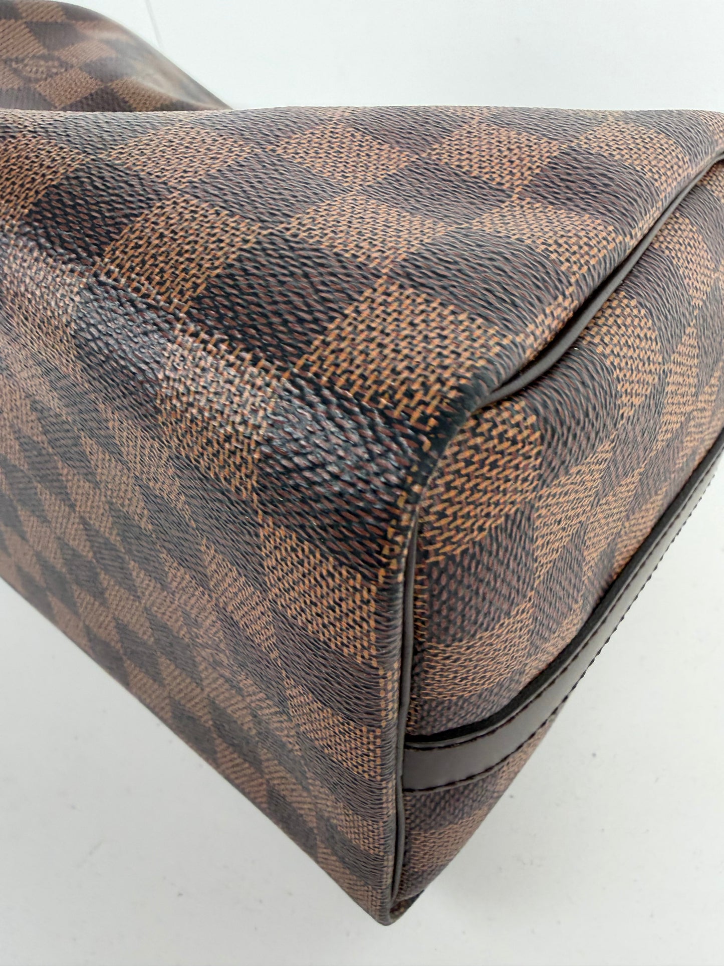 Louis Vuitton Speedy Bandouliere 25 Bag in Damier Ebene Coated Canvas NFC YE-1