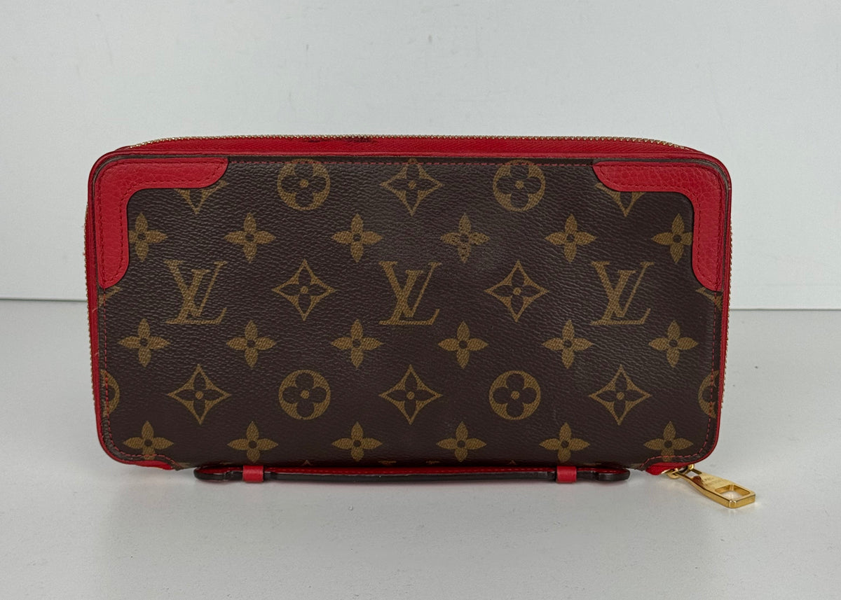 Louis Vuitton Zippy Retiro Wallet in Brown LV Monogram Coated Canvas 2015 YK2