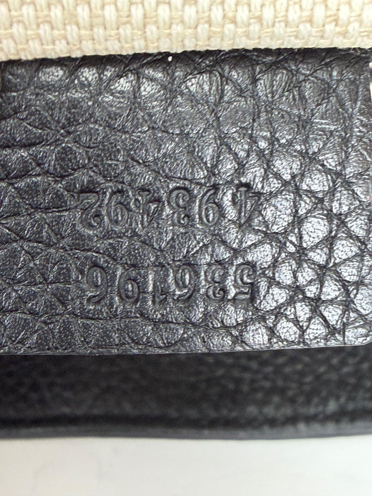 Gucci Medium Soho Chain Shoulder Bag in Black Pebbled Calfskin Leather YE-6