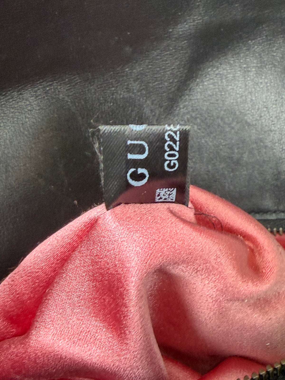 Gucci Velvet Loved Embroidered Medium GG Marmont Shoulder Bag in Black Velvet YS-11
