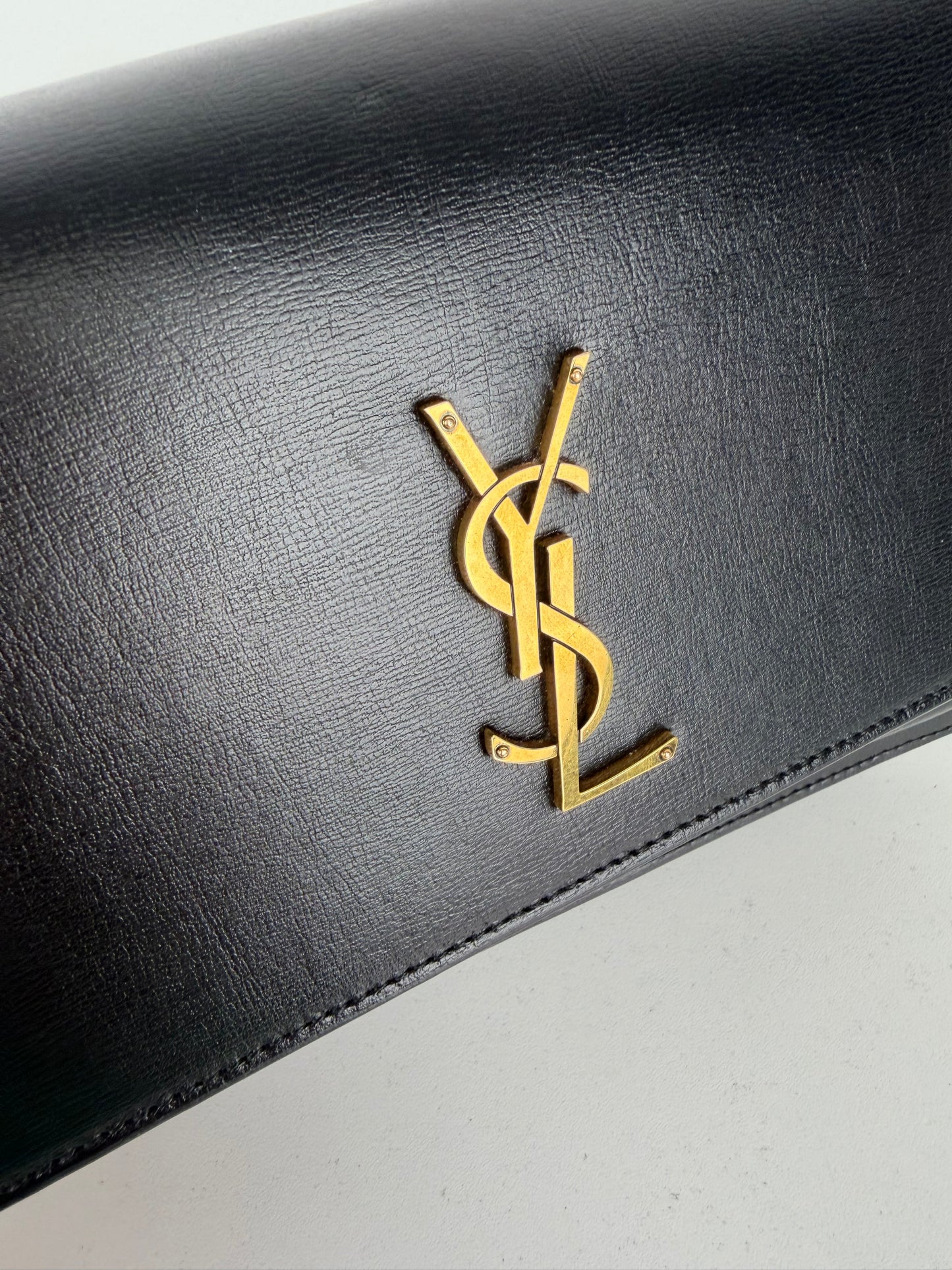 Saint Laurent Medium Sunset Shoulder Bag in Smooth Black Calfskin Leather YC-5