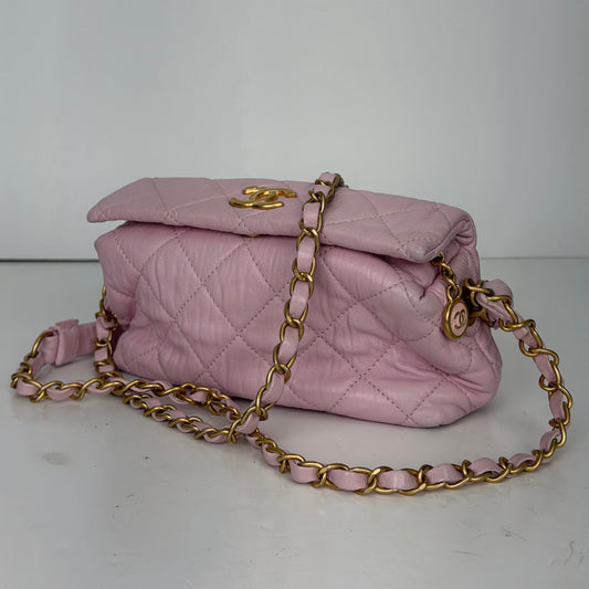 Chanel Pink Quilted Crumpled Lambskin Leather Small CC Links Shoulder Bag 2021 YC3