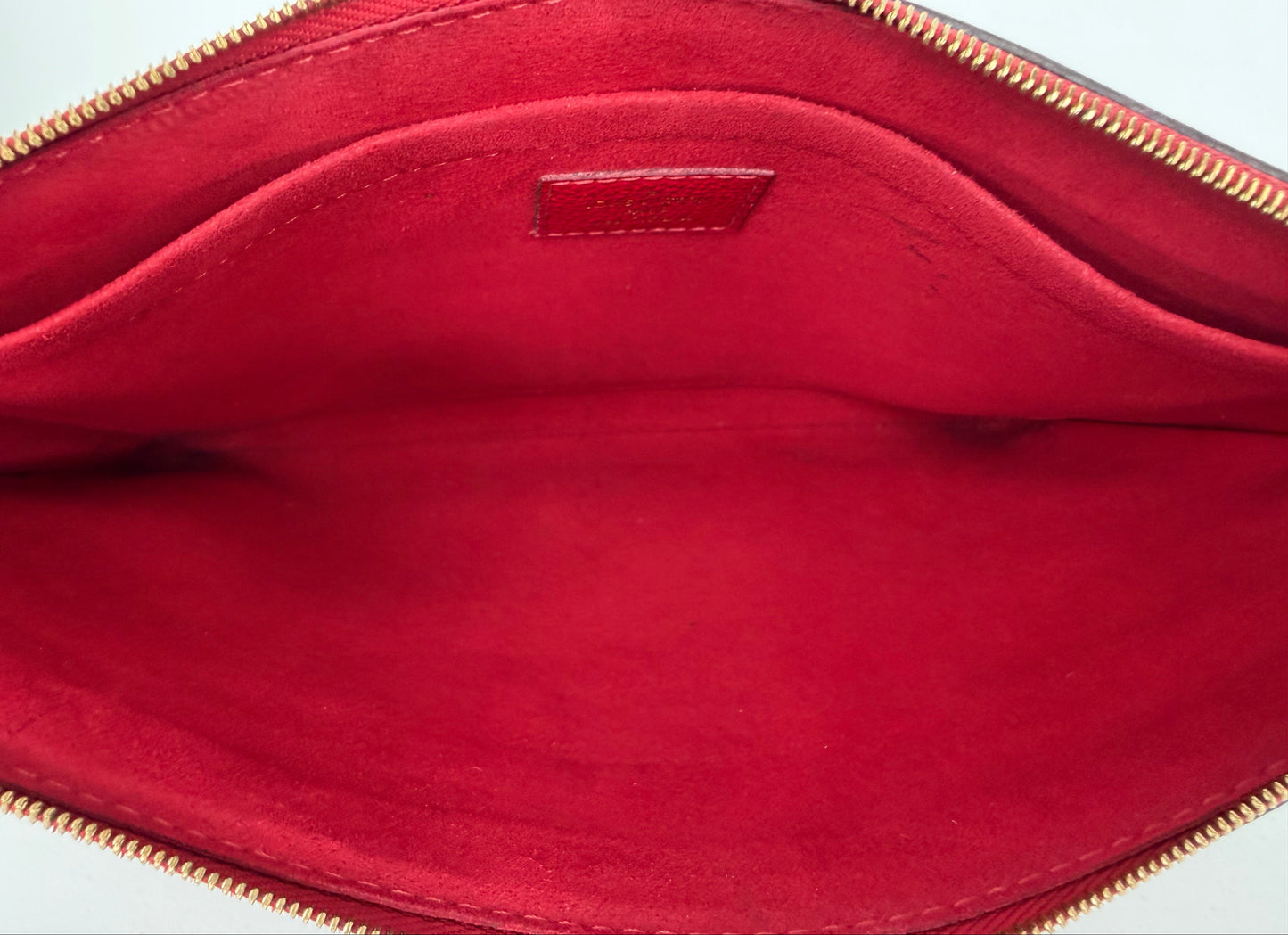Louis Vuitton Daily Pouch in Brown Damier Ebene Coated Canvas and Red Leather 2020 YS12