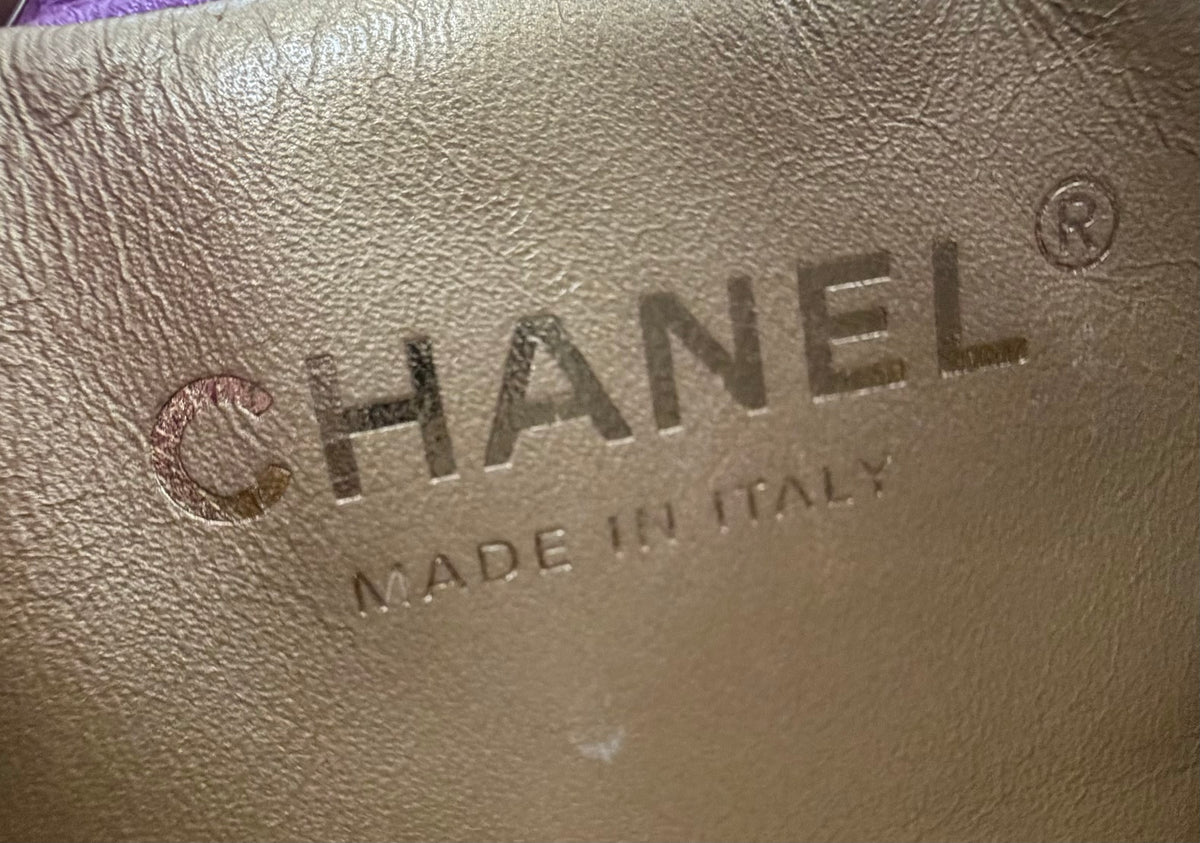 Chanel Pearl Crush Bucket Small Bag in Purple Quilted Leather Drawstring 2022 D-4
