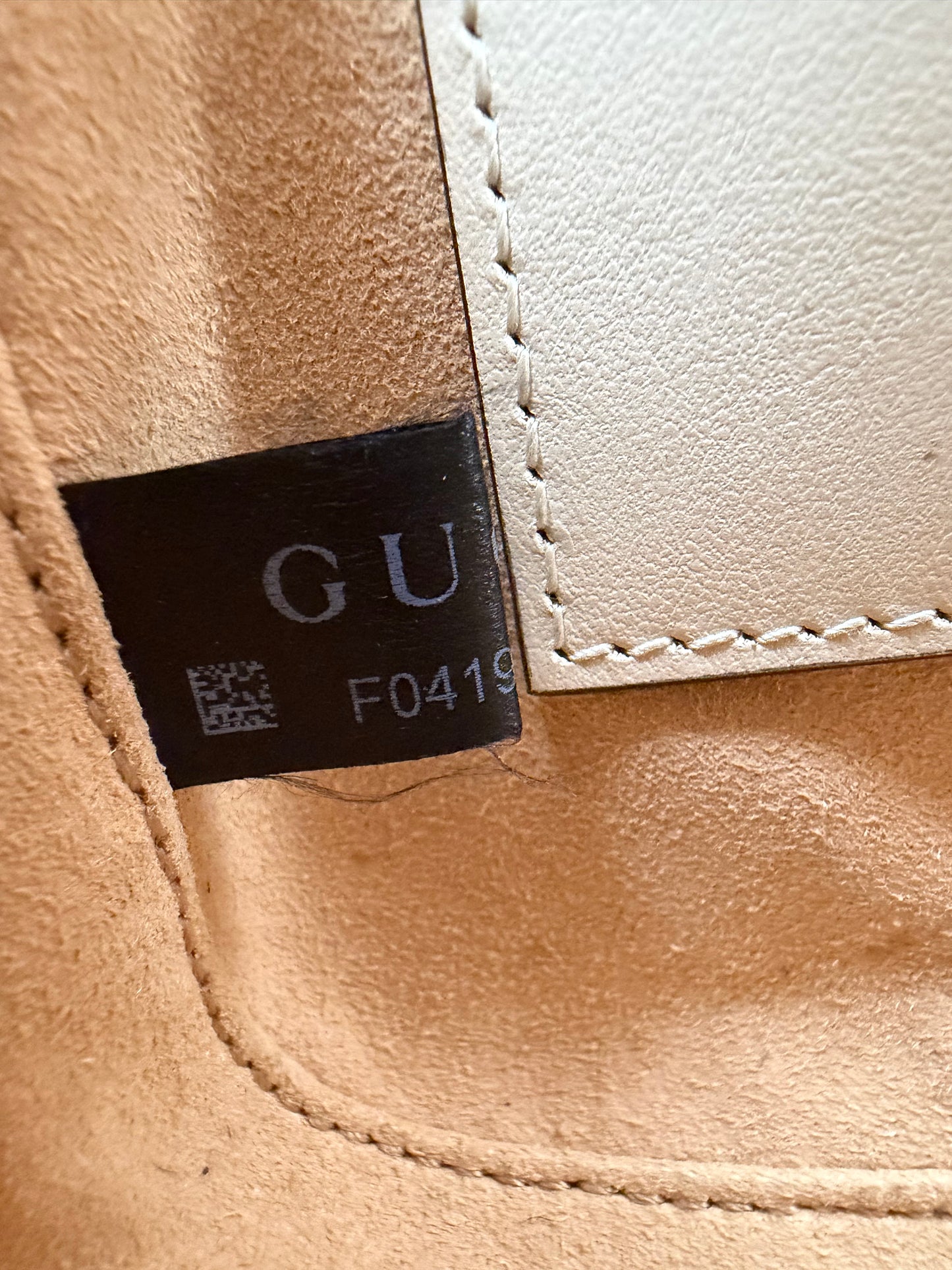 White Gucci GG Marmont Matelassé Small Shoulder Bag L5
