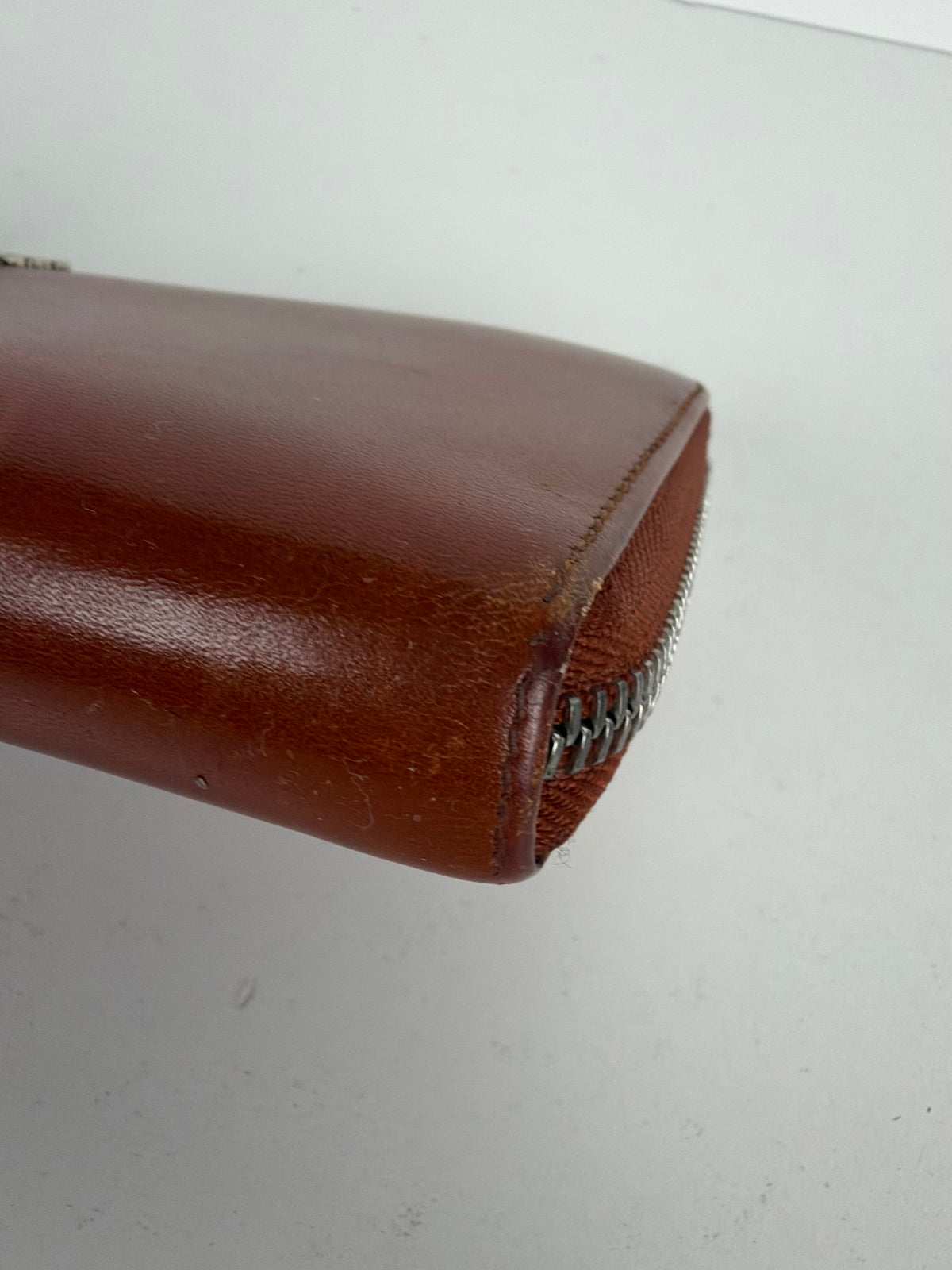 Loewe Zip-A round Long Wallet Loewe in Brown Leather K3