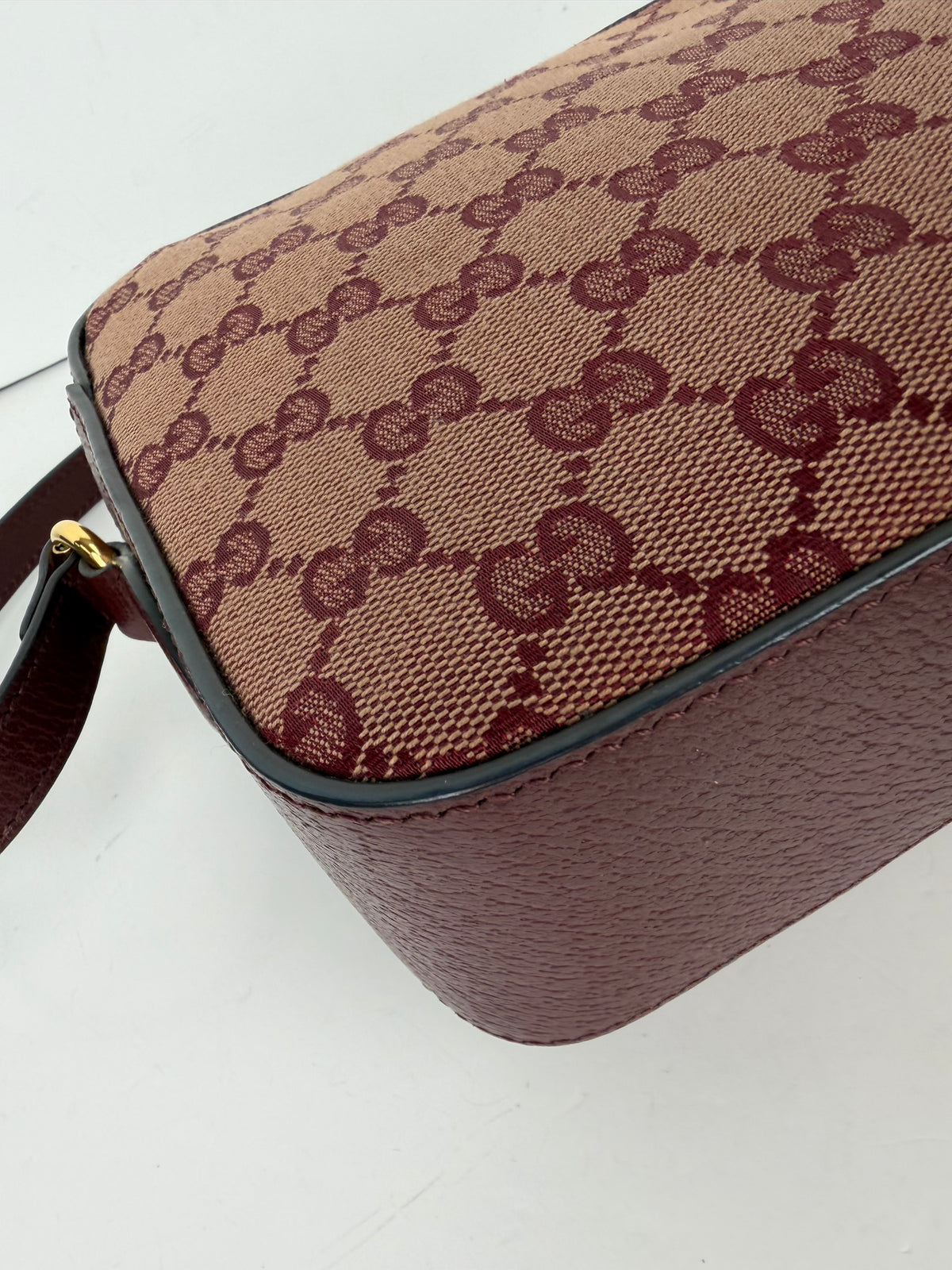 Gucci Horsebit 1955 Flap Pocket Camera Bag in Burgundy GG Canvas YB5
