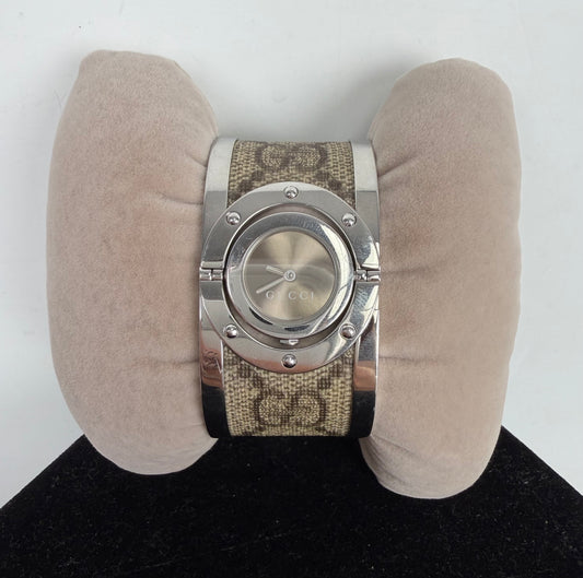 Gucci Twirl Bangle Rotating Round Case Watch in GG Canvas Stainless Steel K1