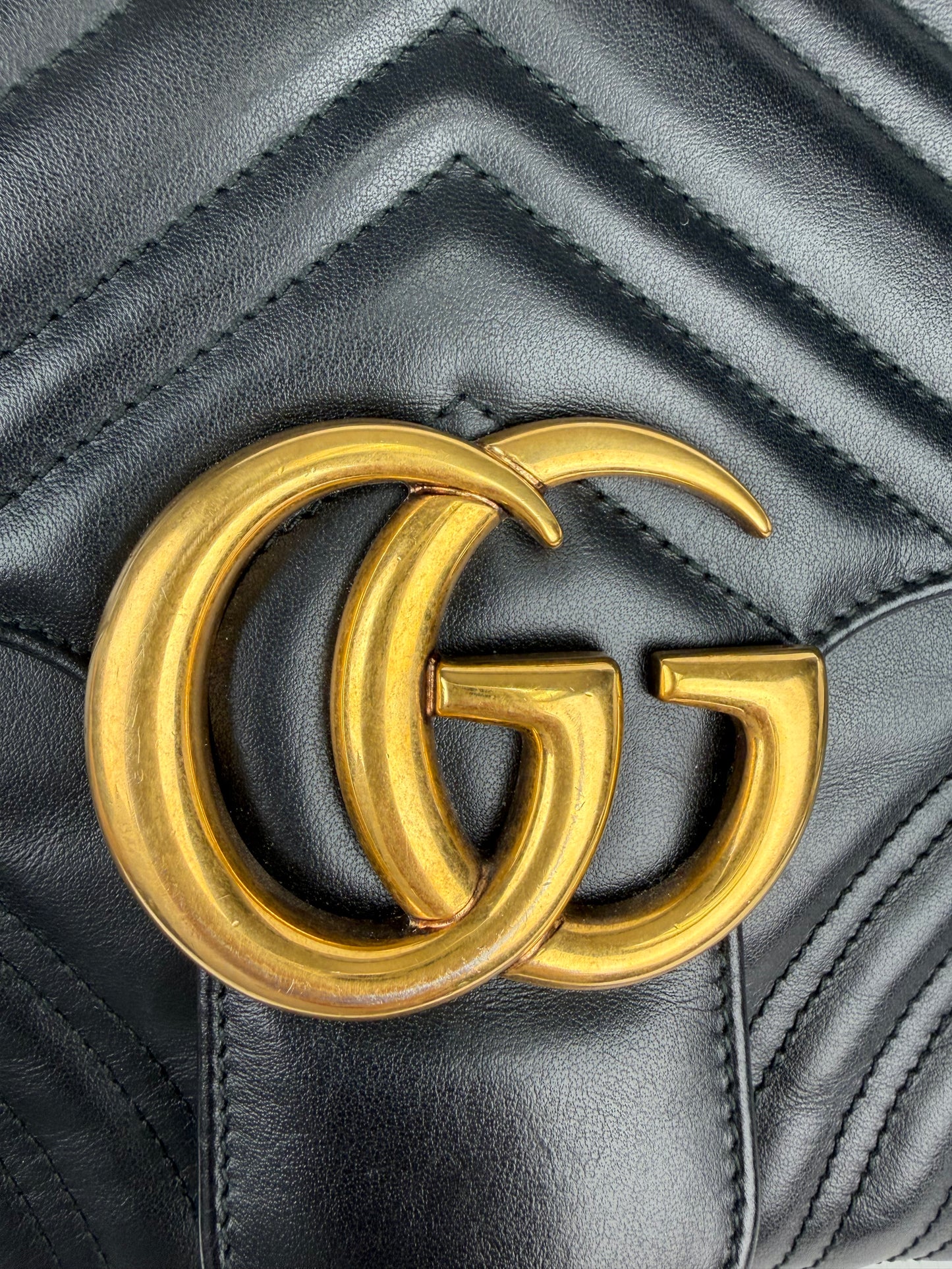 Gucci GG Marmont Medium Top Handle Shoulder Bag in Black Leather S