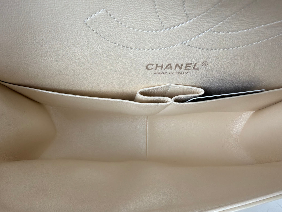 Chanel 2.55 Reissue Double Flap Bag in an Off-White 2018 YF2