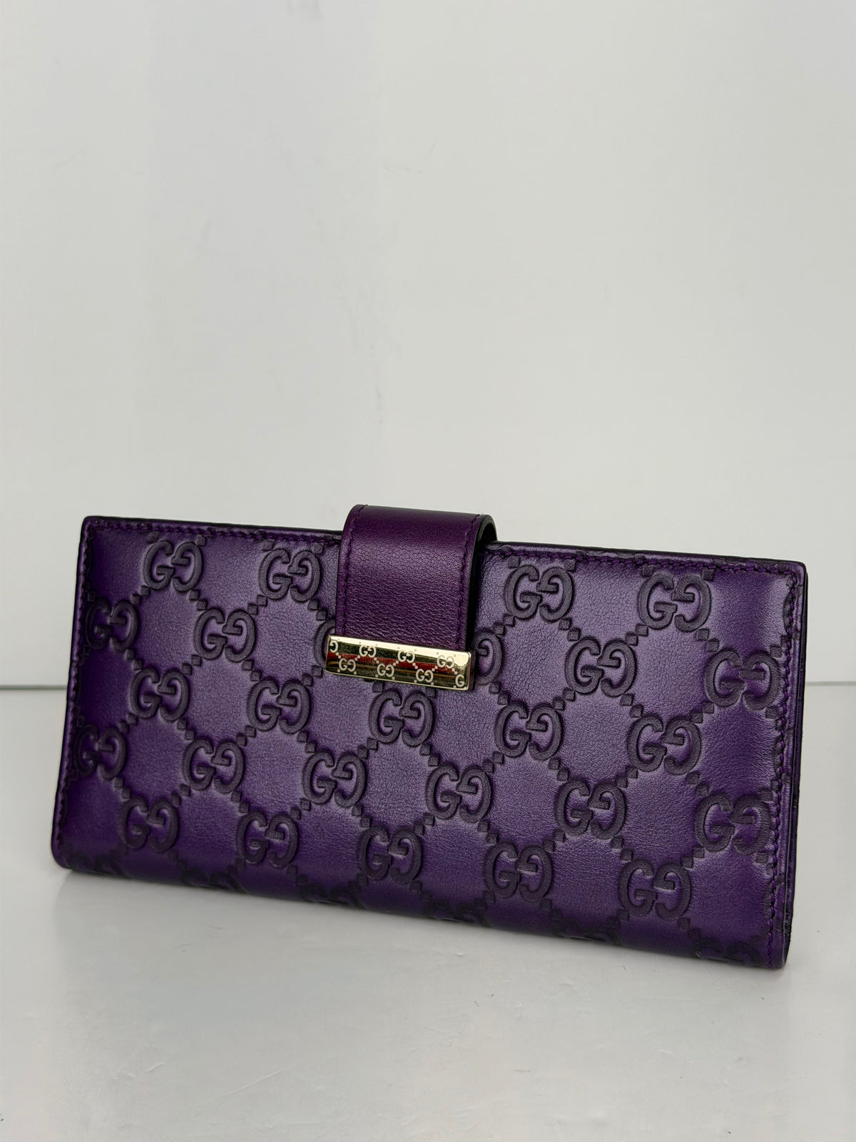 Gucci Metal Bar Continental Wallet in Purple Guccissima Leather YK4