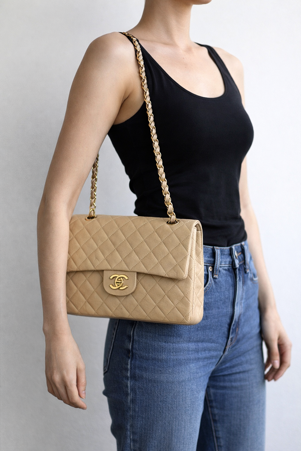 Chanel Vintage Medium Classic Flap Bag in Beige Lambskin Leather 1989-1991 F3