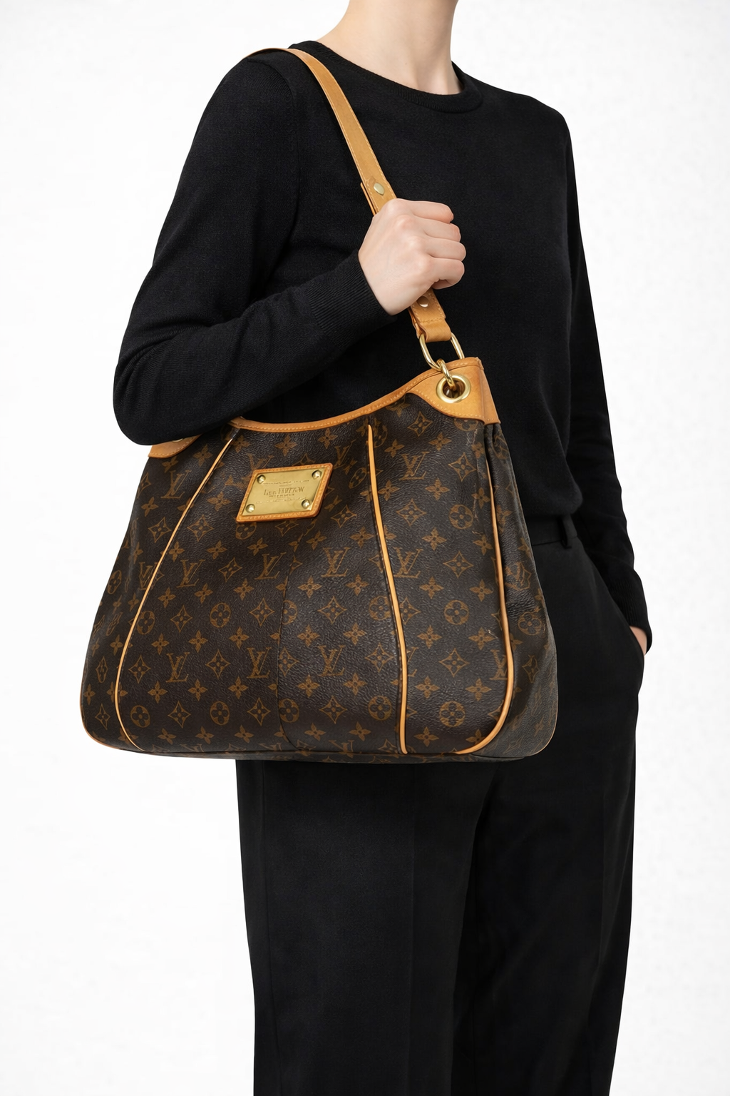 Louis Vuitton Monogram Galliera PM Hobo Bag in Brown Canvas S08
