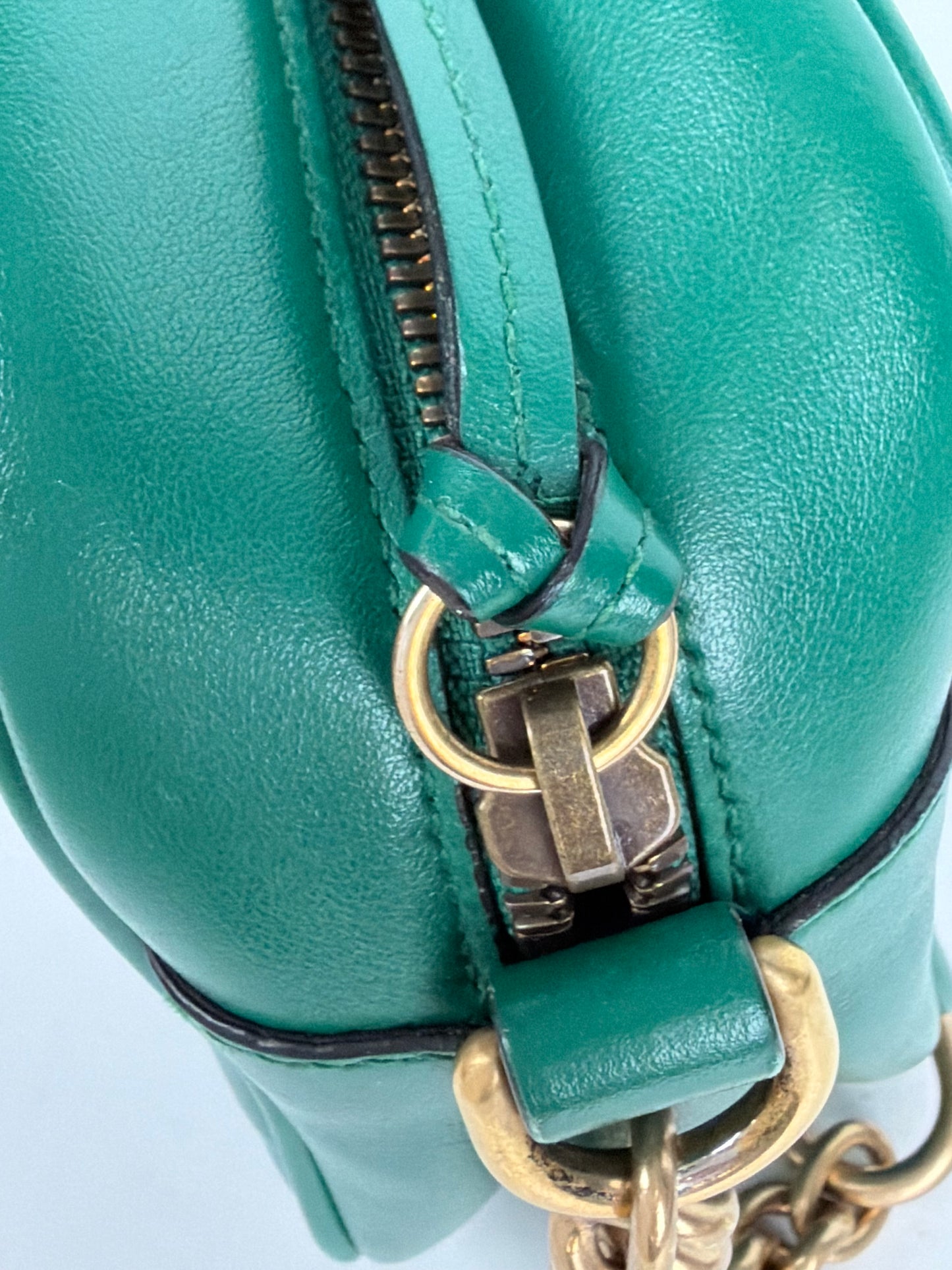 Gucci GG Marmont Shoulder Bag Small in Green Quilted Leather Y-20