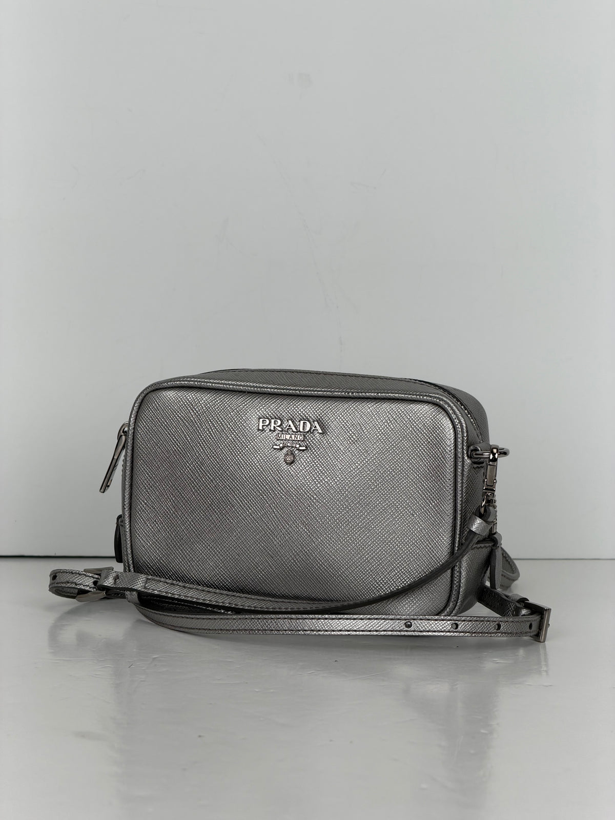 Prada Saffiano Lux Mini Camera Crossbody Bag in Metallic Saffiano Leather YS21