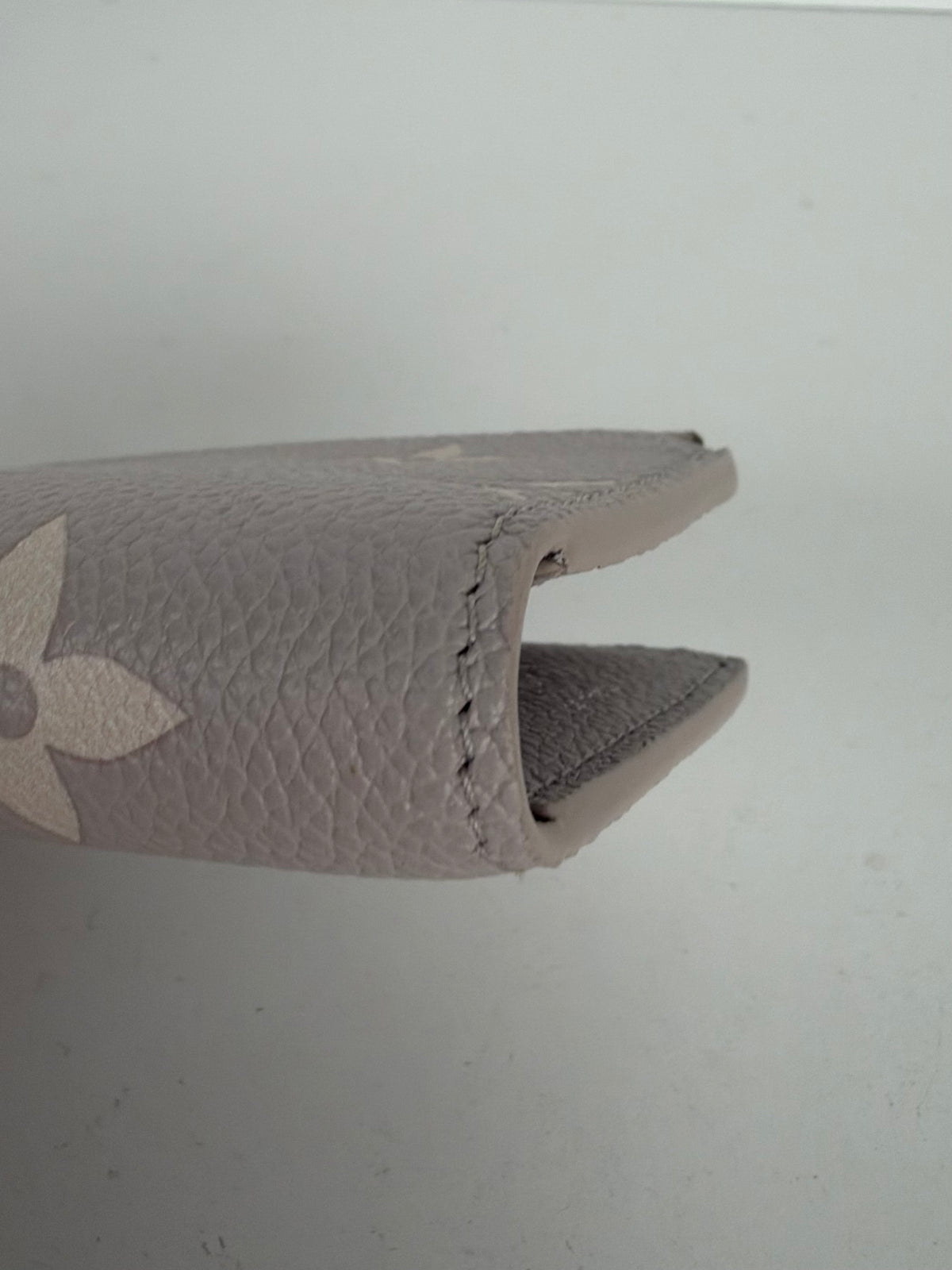 Louis Vuitton Lisa Wallet in Dust Pink Empreinte Leather NFC K-3