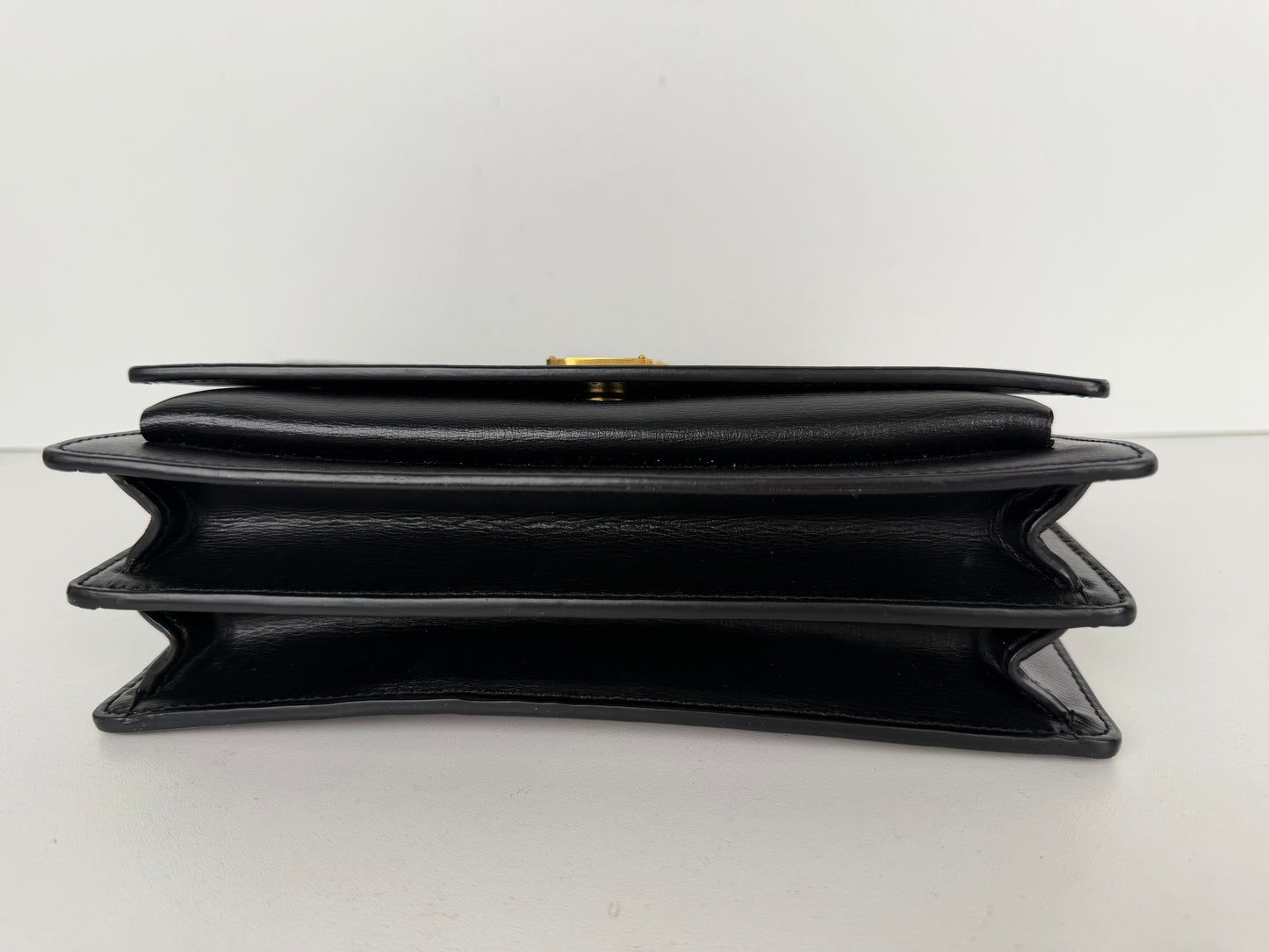 Saint Laurent Medium Sunset Shoulder Bag in Smooth Black Calfskin Leather YC-5