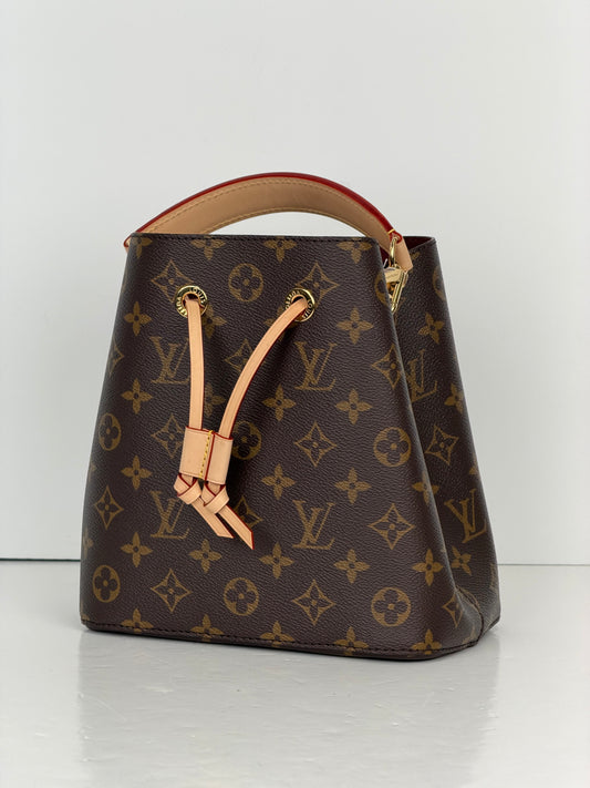 Louis Vuitton Neonoe BB Bucket Bag in Monogram Canvas with Natural Cowhide Leather NFC YE9